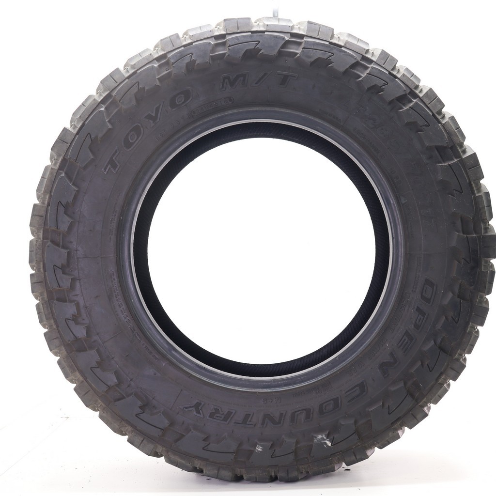 Used LT 265/70R17 Toyo Open Country MT 121/118P – 9.5/32