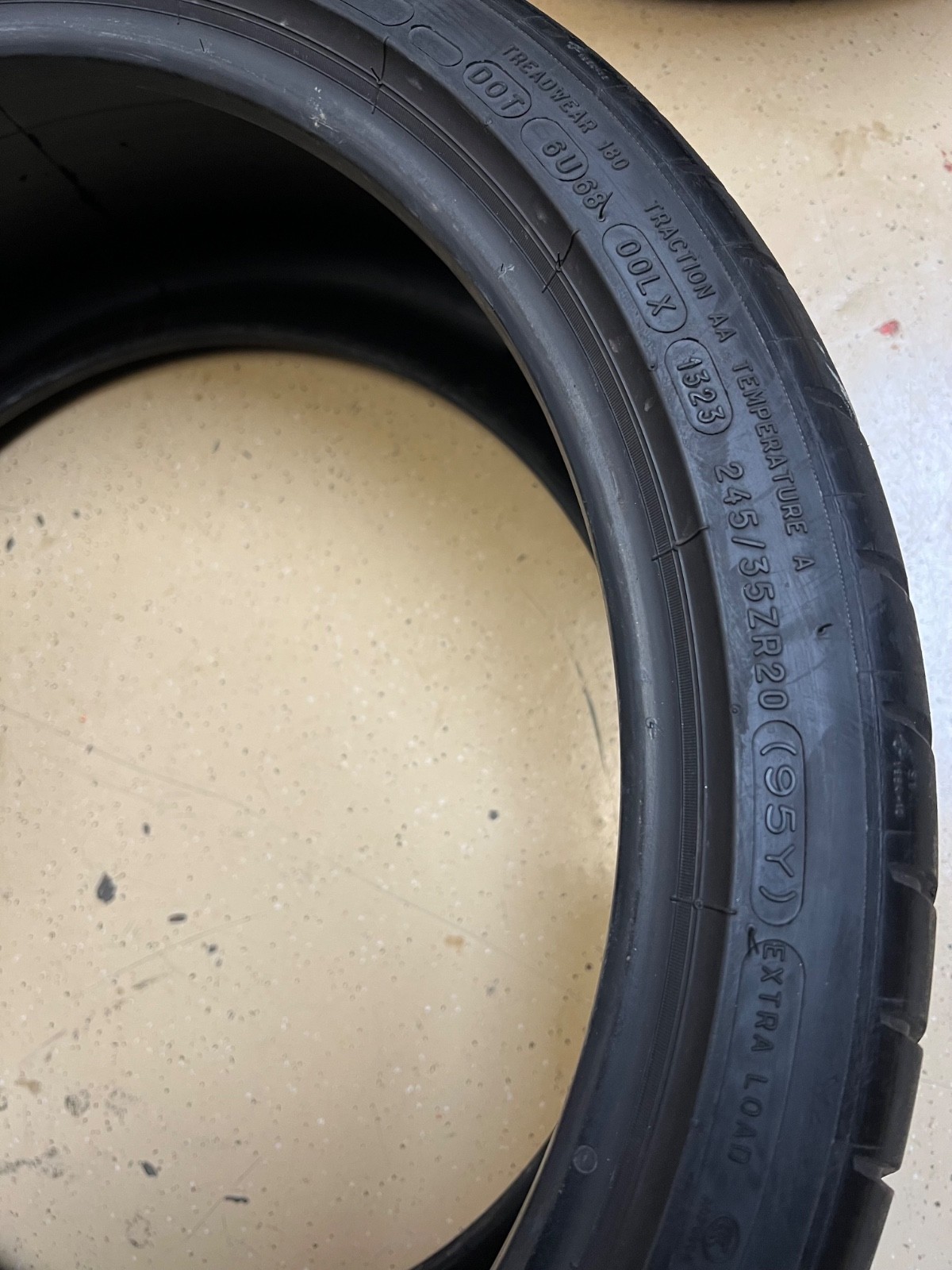 2 – NO REPAIRS 245/35ZR20 XL (95Y) Michelin Pilot Sport Cup 2 (N1) – 1162