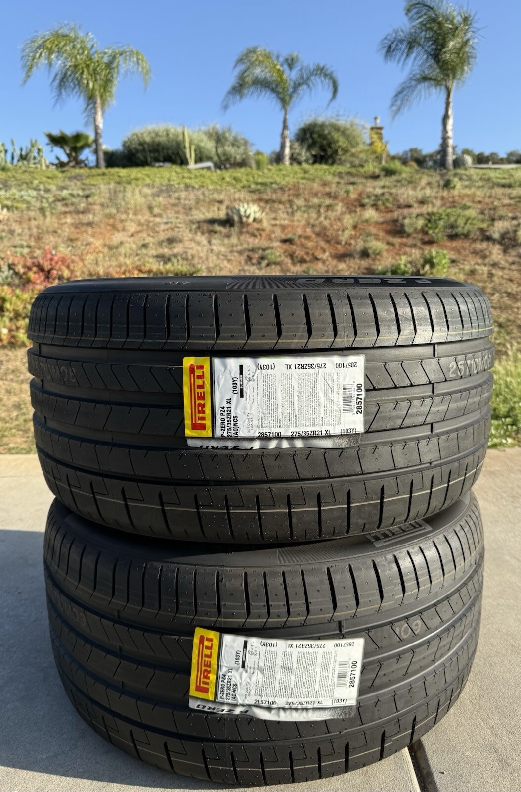 SET of TWO BRAND NEW 275/35ZR21 (103Y) Pirelli P Zero PZ4 Sport PNCS Foam Tires