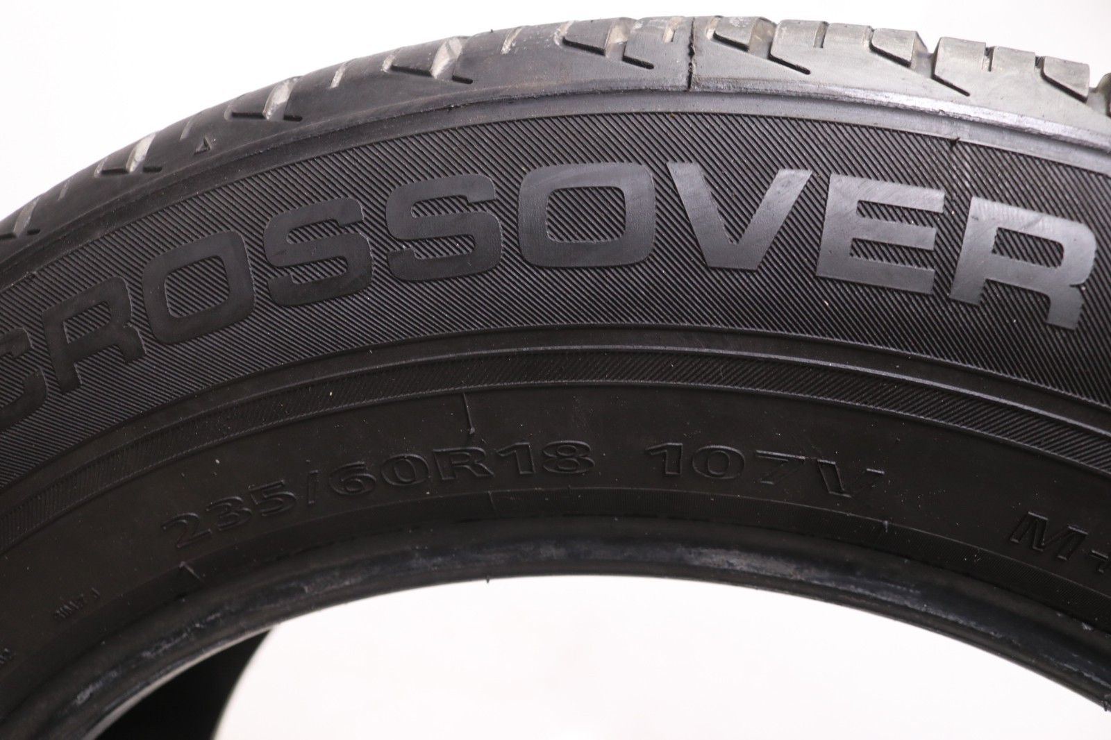 Set of 4 Used 235/60R18 Mohave Crossover CUV – 107V – 9-10/32