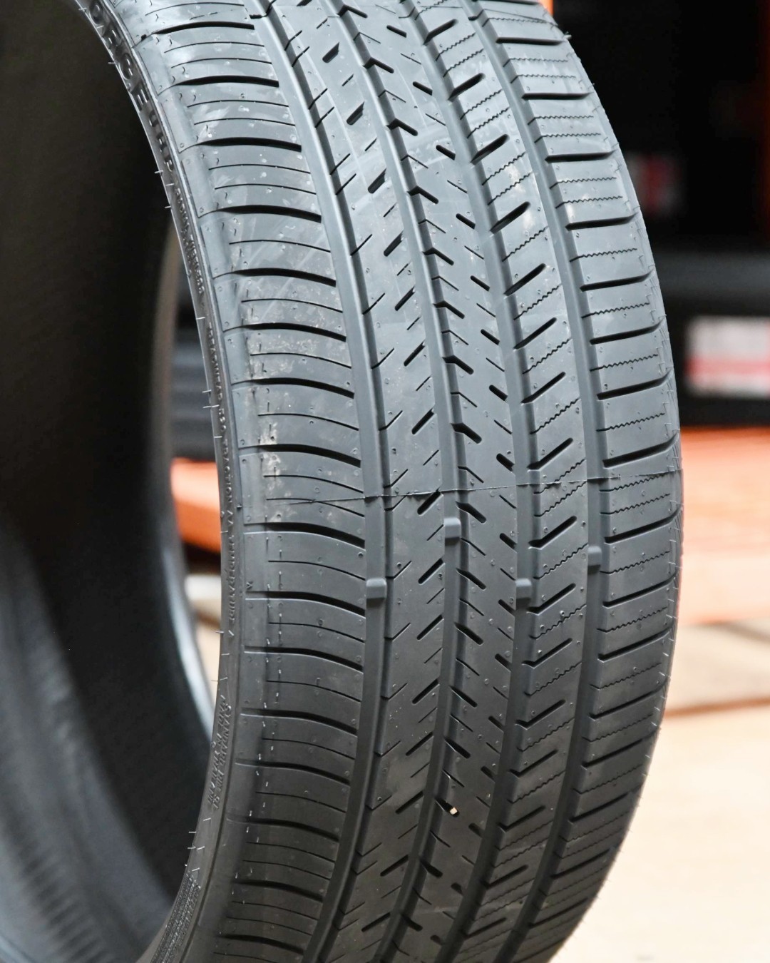 2 NEW ATLAS FORCE UHP 245/40R18 97Y XL Tires