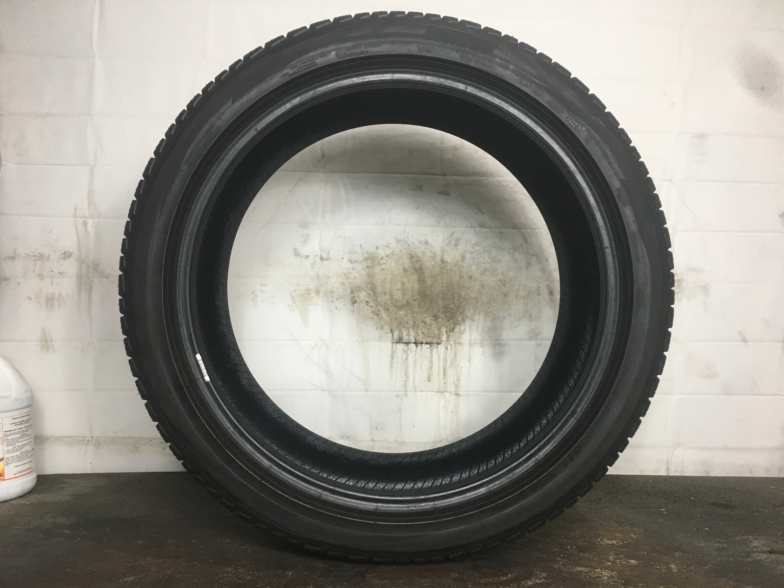 [1] Pirelli Scorpion Zero All Season PNCS P285/40R23 285 40 23 Tire 8.0-8.75/32