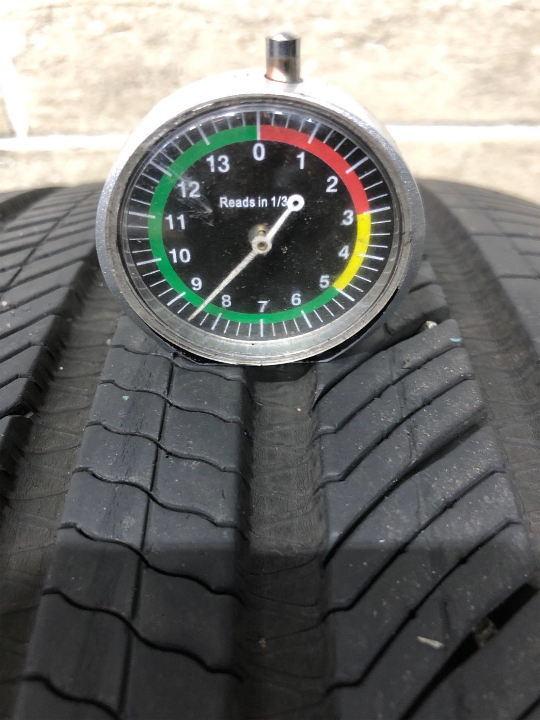 1x P255/35R21 Hankook iON EVO AS SUV EV TO 8/32 98 W Used Tire 2553521