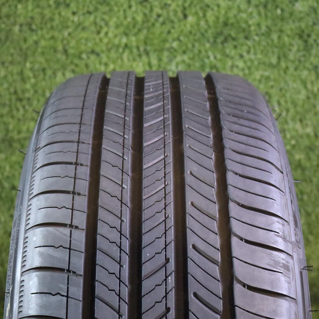 1 225 40 19 Michelin Primacy Tour A/S XL with 90% Tread 9/32 93W #28065