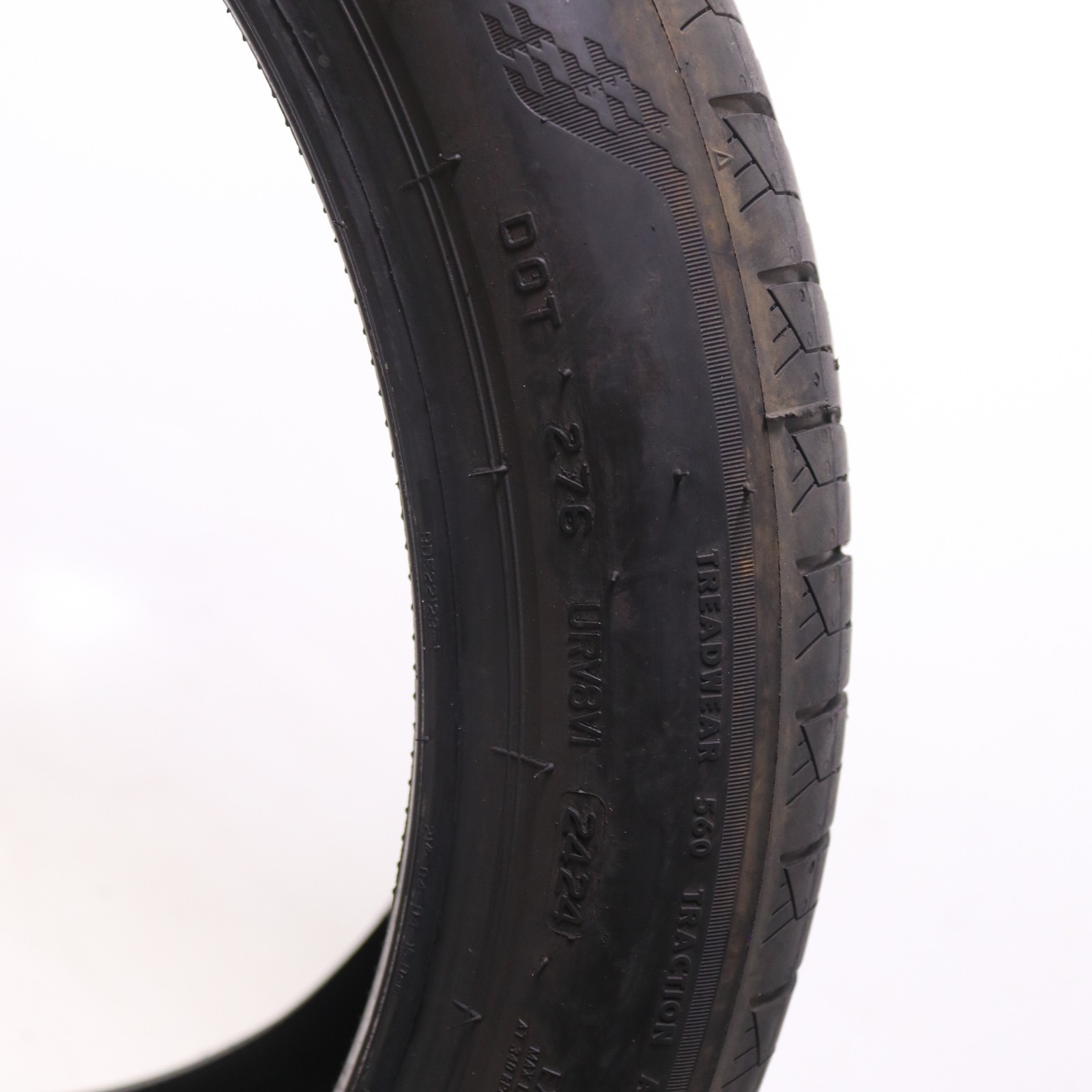 Set of 2 Used 265/40R21 Bridgestone Turanza LS100 MOE-S RFT B-Silent – 7-8/32