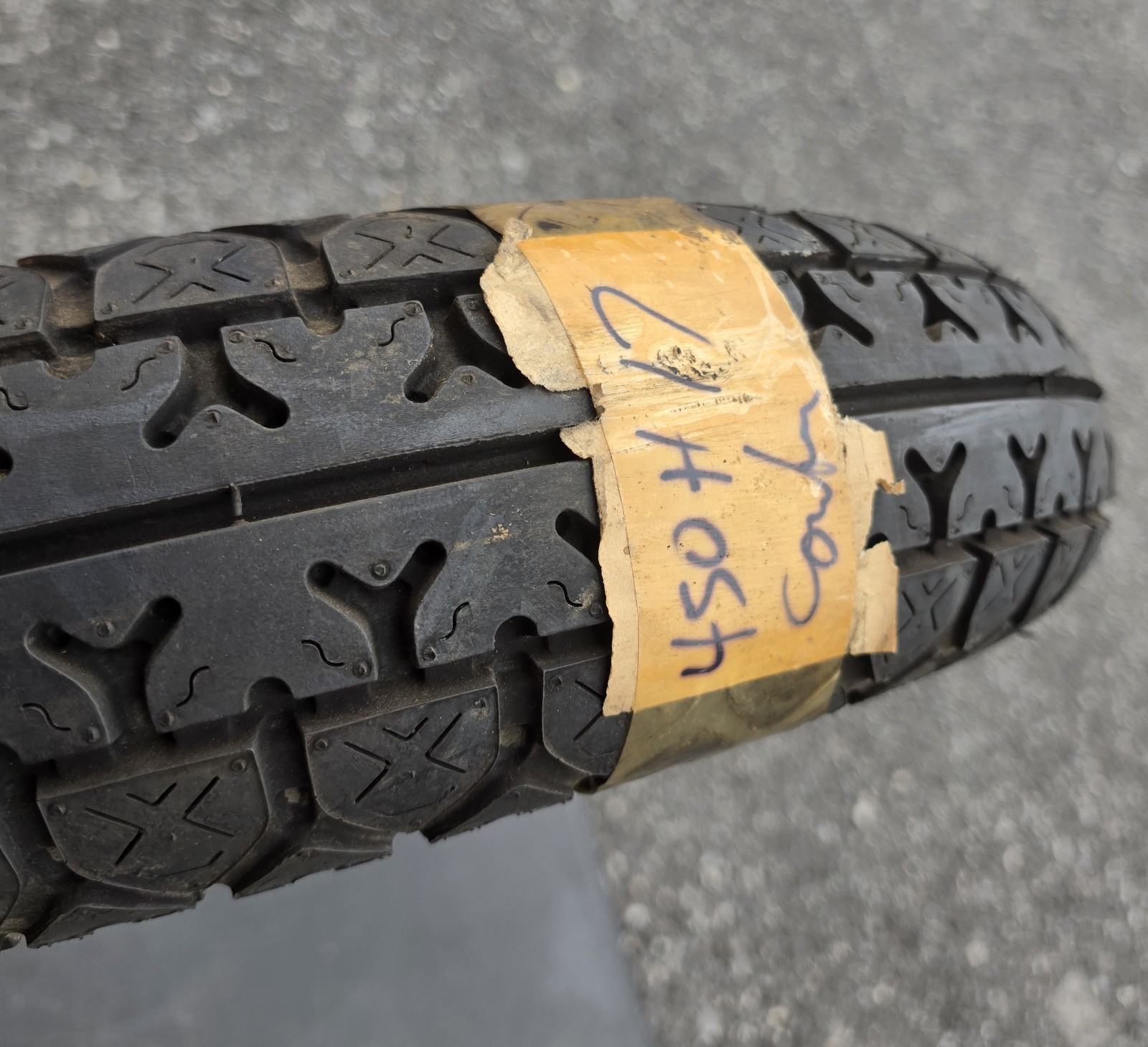 NOS Vintage Continental Twin K112 Rear Tire 4.25/85H18 New old stock