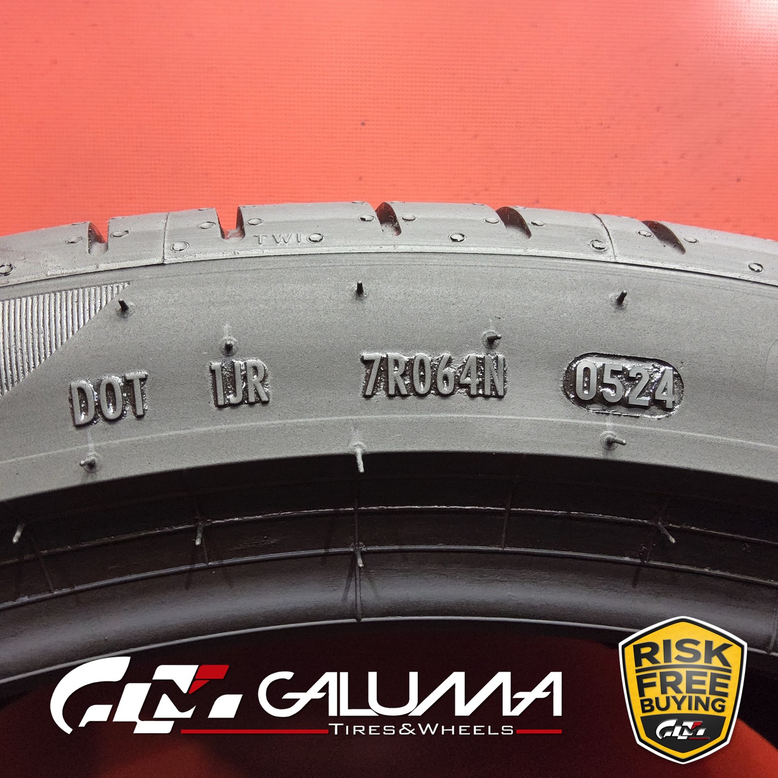 Set of 2 Tires Pirelli P-Zero (PZ4) ★1 XL 315/30R22 315/30/22 3153022 107Y 96219