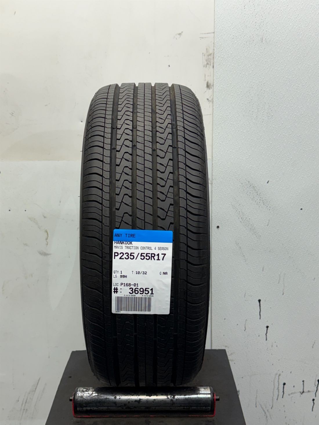 1 Used P235/55R17 Hankook Mavis Traction Control 4 season 99 H – 10/32