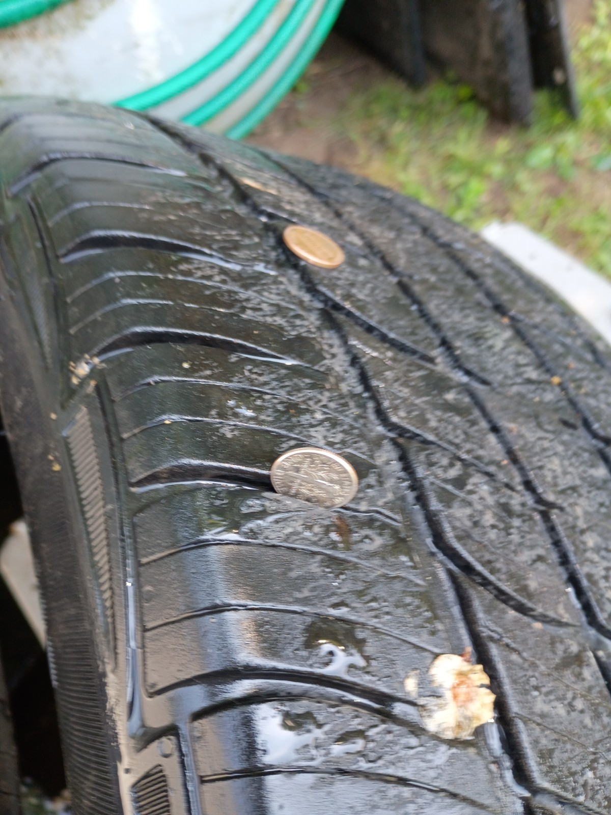 2 Tires 255/55R20