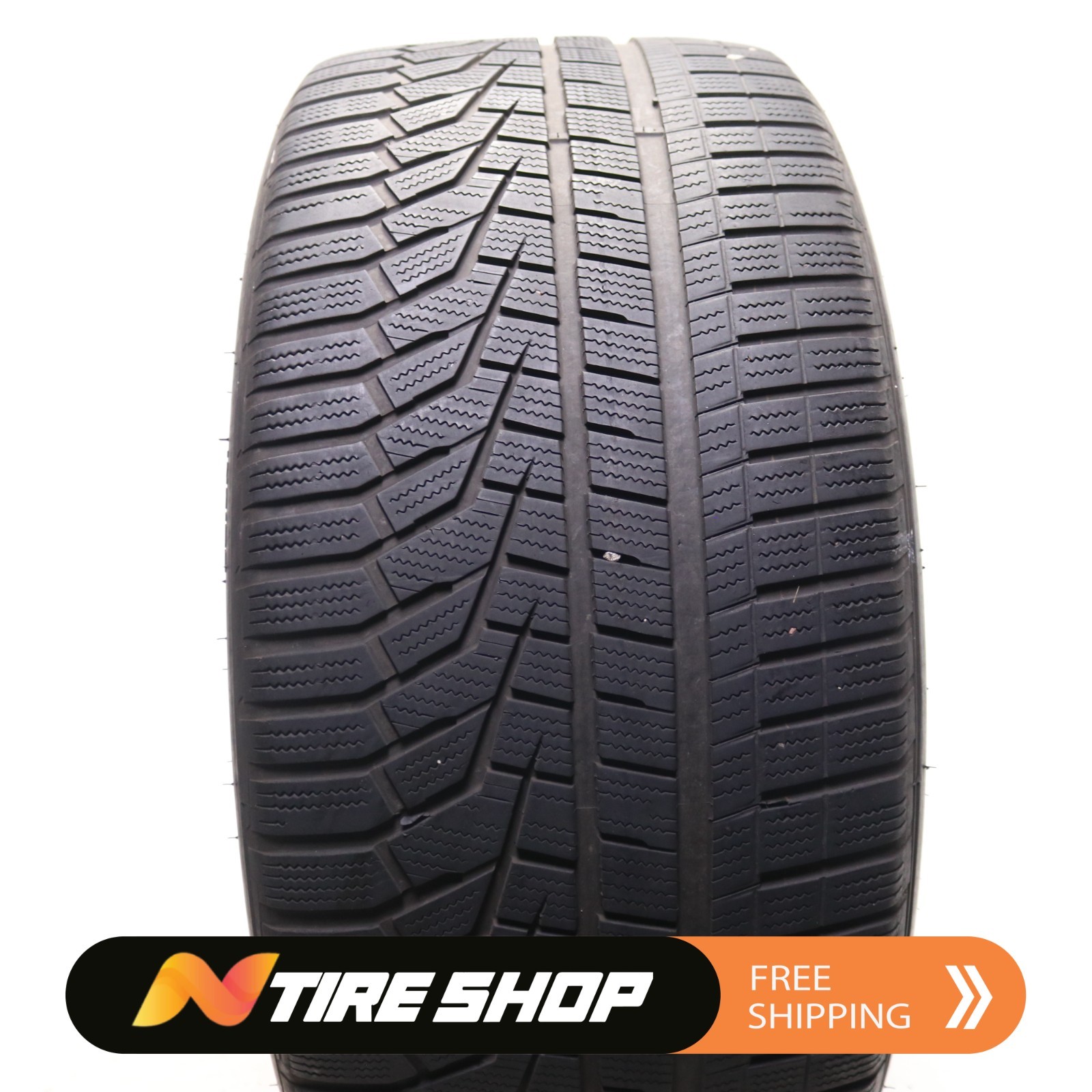 Used 295/35R23 Hankook Winter i*cept evo2 SUV AO – 108W – 6/32 No Repairs