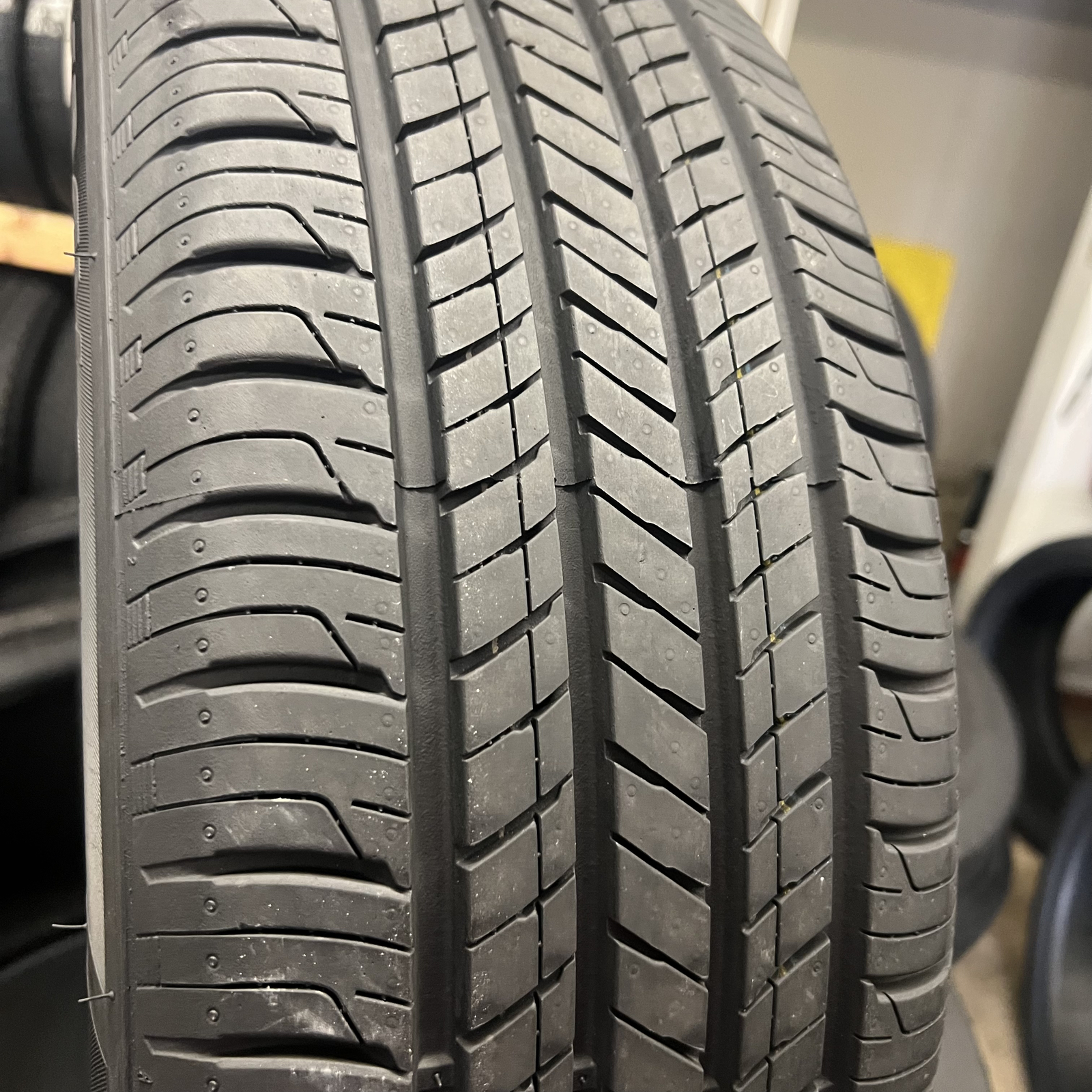 Set Of 2 Tires Likenew Hankook Kinergy GT 205/60R16 92H DOT.3923 9/32 NO Patch