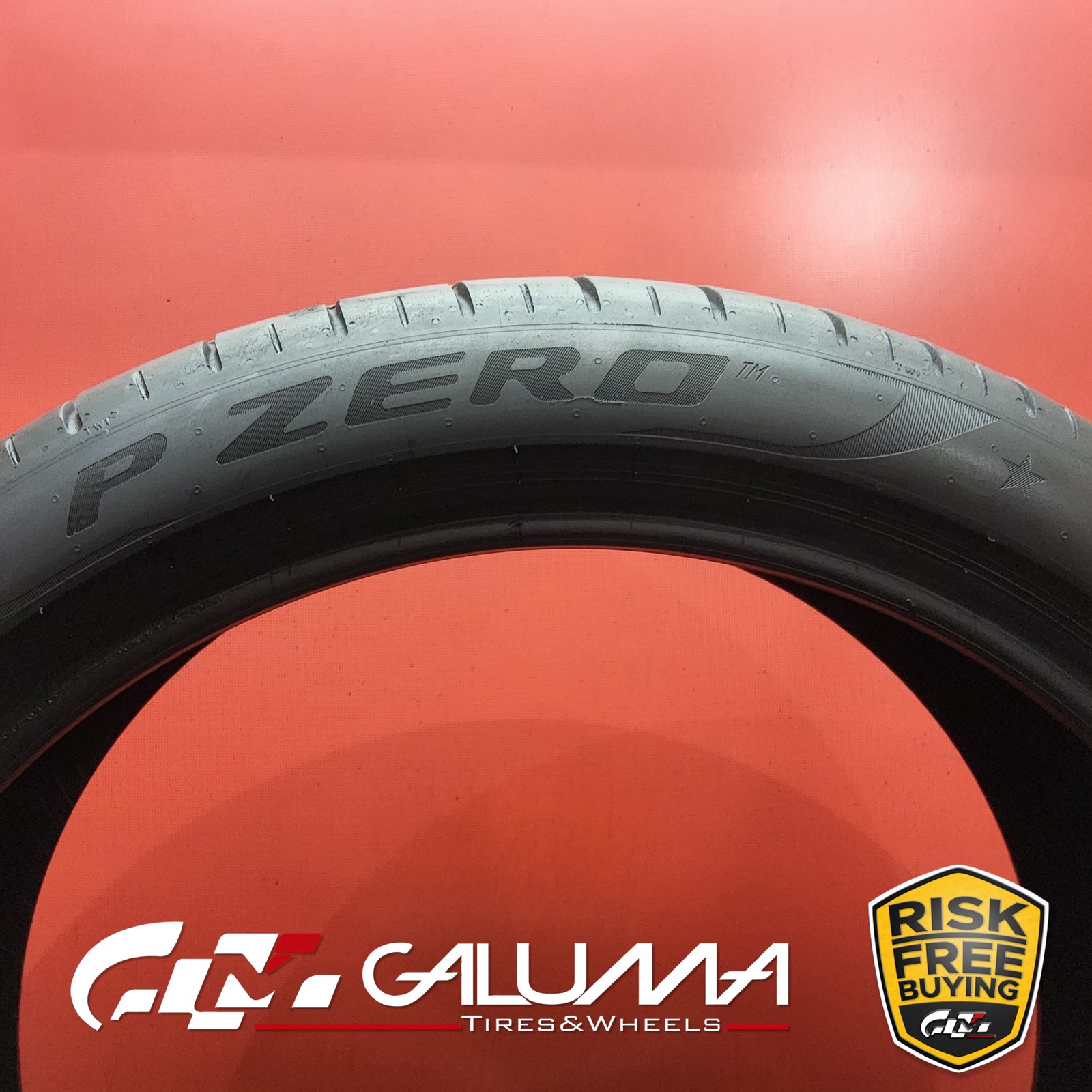 Set of 2 Tires Pirelli P-Zero (PZ4) ★ XL 285/35R21 285/35/21 2853521 105Y #96026