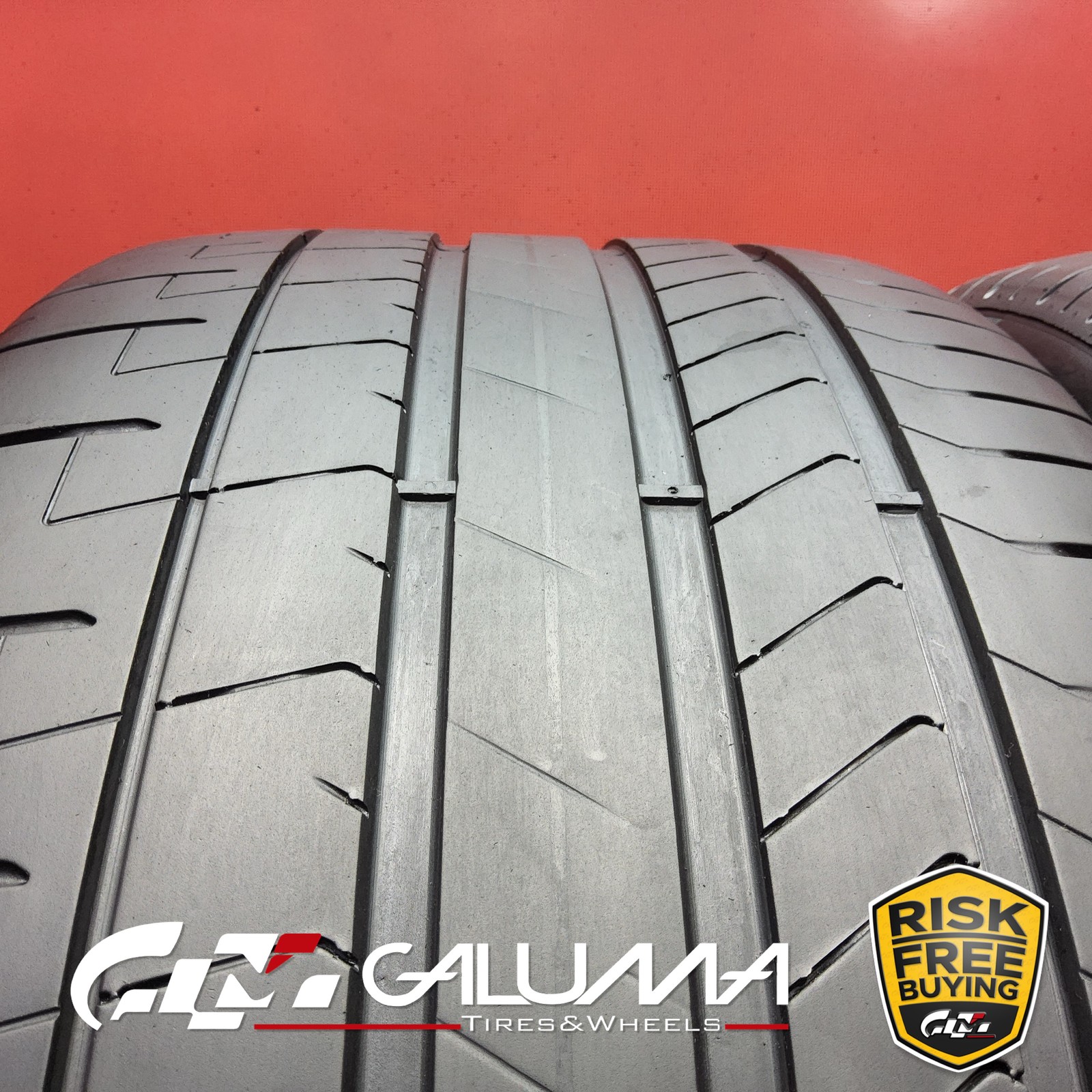 Set of 2 Tires Pirelli P-Zero (PZ4) ★ XL 285/35R21 285/35/21 2853521 105Y #96026