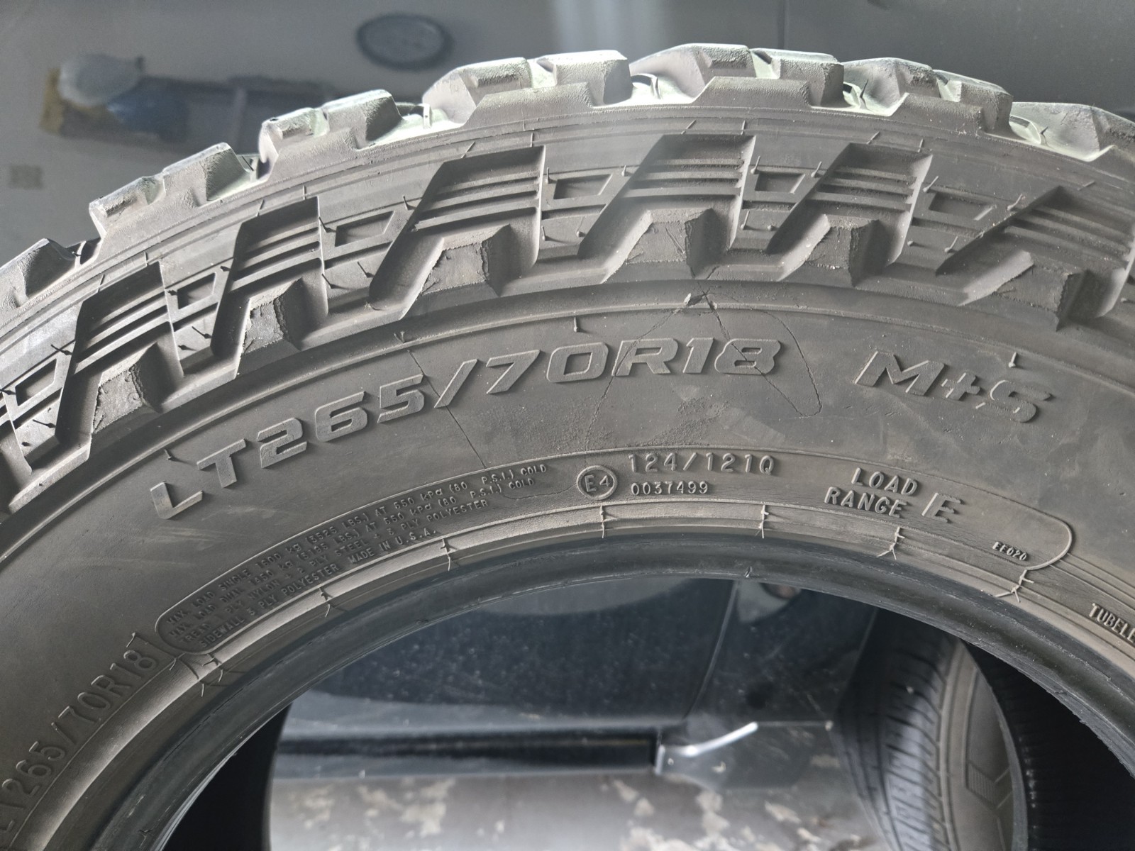 Cooper Discoverer ST Maxx LT265/70R18 124/121Q 10 BW Tire (QTY 4) 170098004