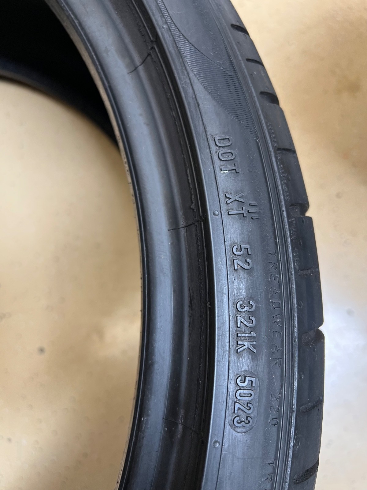2 – NICE 245/35ZR20 (91Y) Pirelli P Zero PZ4 (NA1) Porsche OEM – 10112