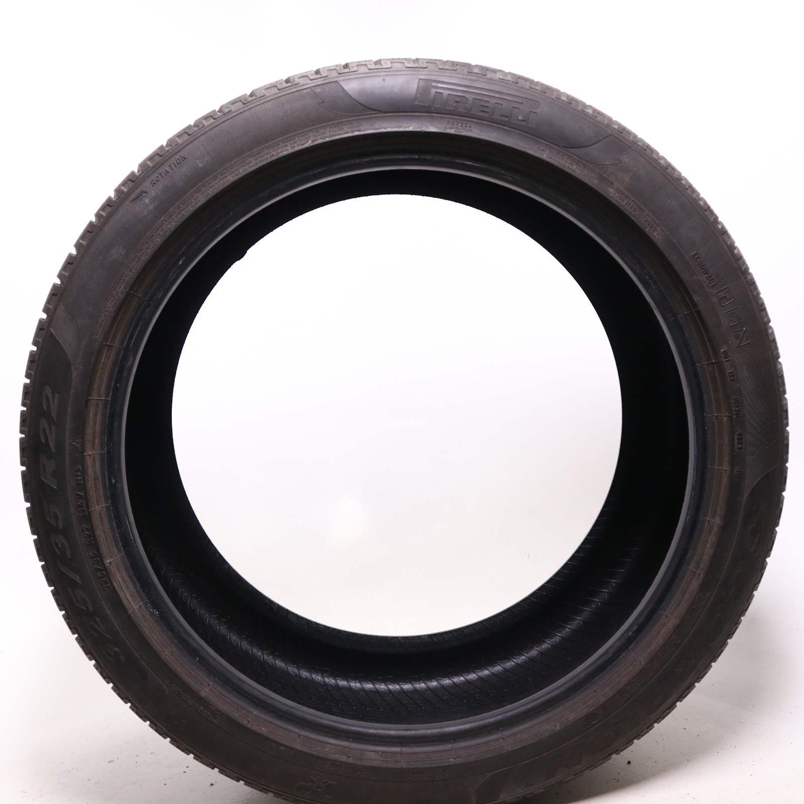 Set of 4 Used 325/35R22 & 285/40R22 Pirelli Scorpion Winter MO1 Mercedes gle gls