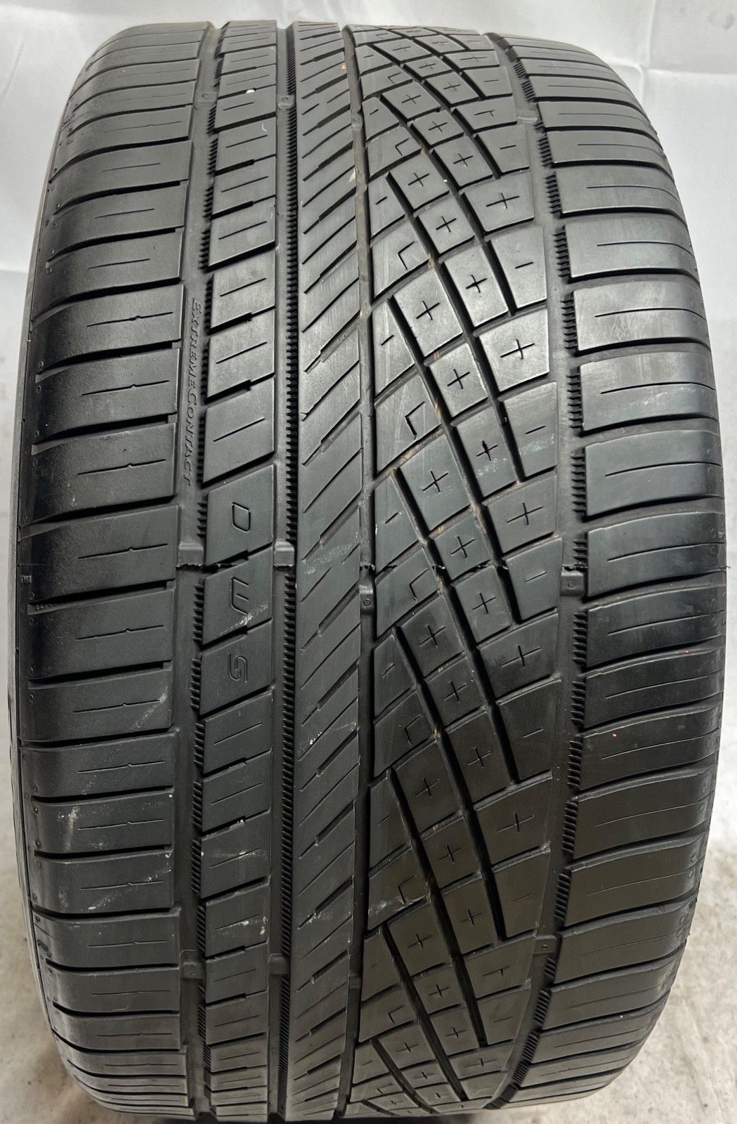 1 – NICE 285/35ZR19 SL (99Y) Continental ExtremeContact DWS06 – 7065