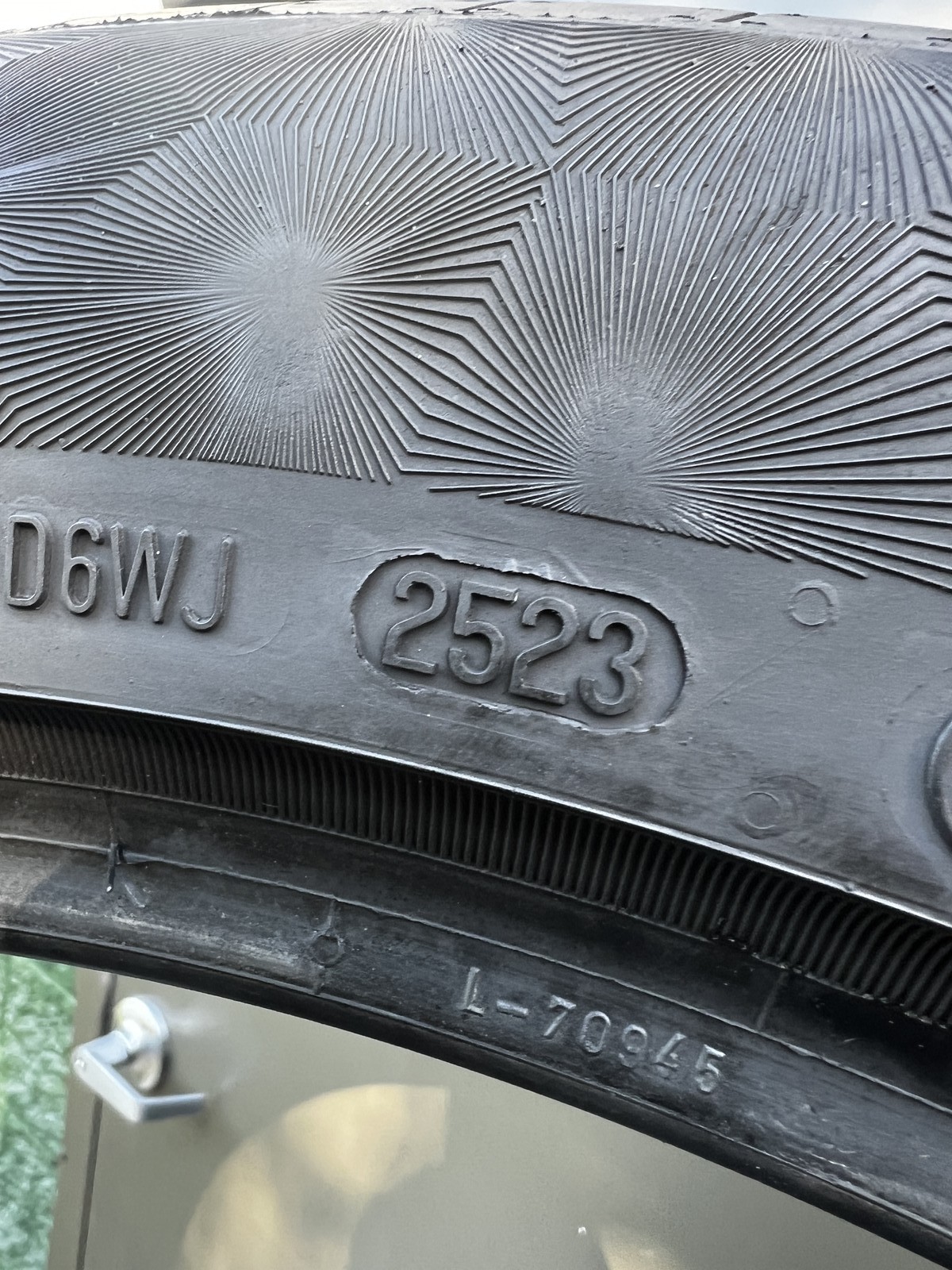 1 Tire Continental PremiumContact 6 MO 325/40R22 114Y DOT.2523 7.5/32 NO Patch