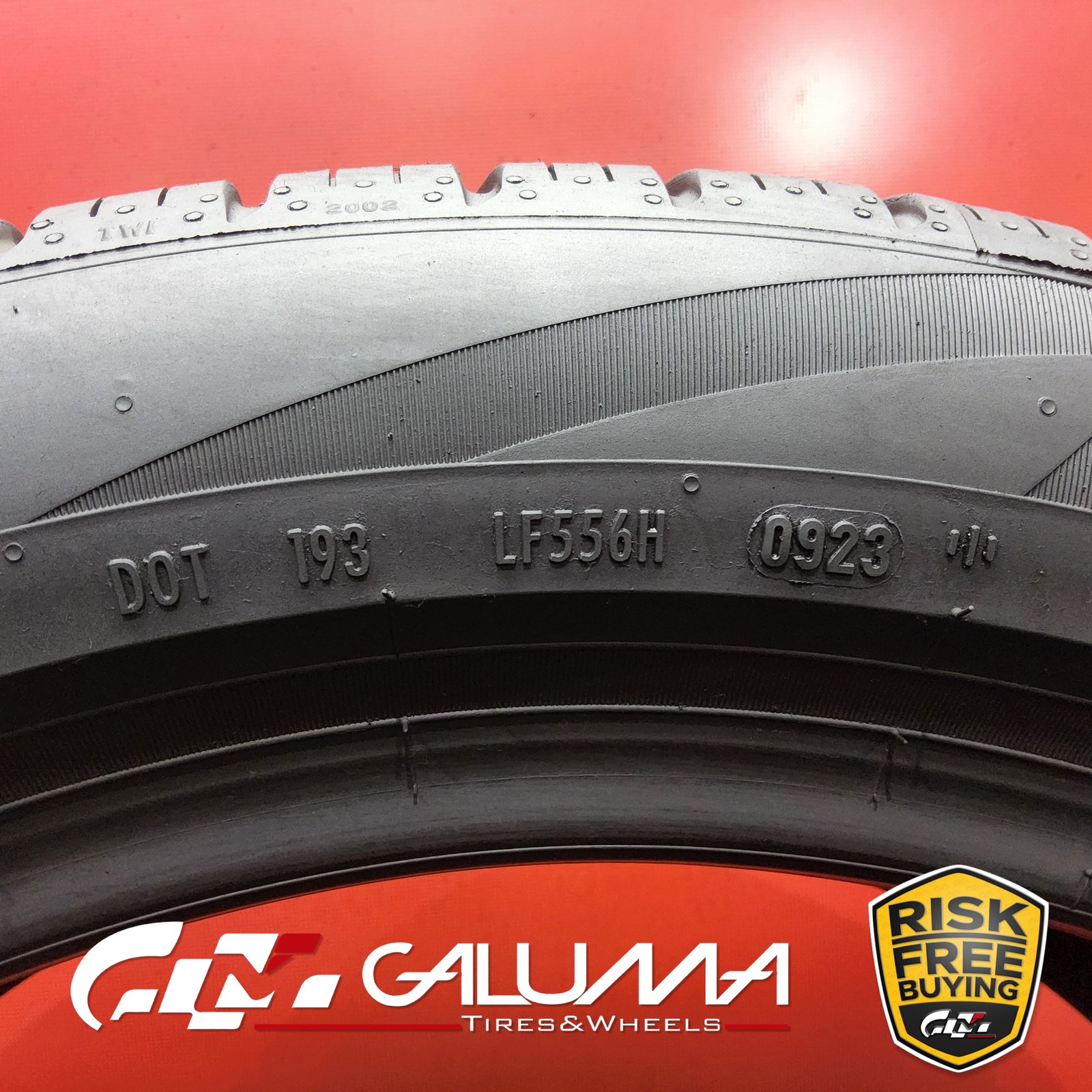 2 Tires LikeNEW Pirelli Scorpion Zero A/S (ELECT) RFT 235/50R19 No Repairs 96068
