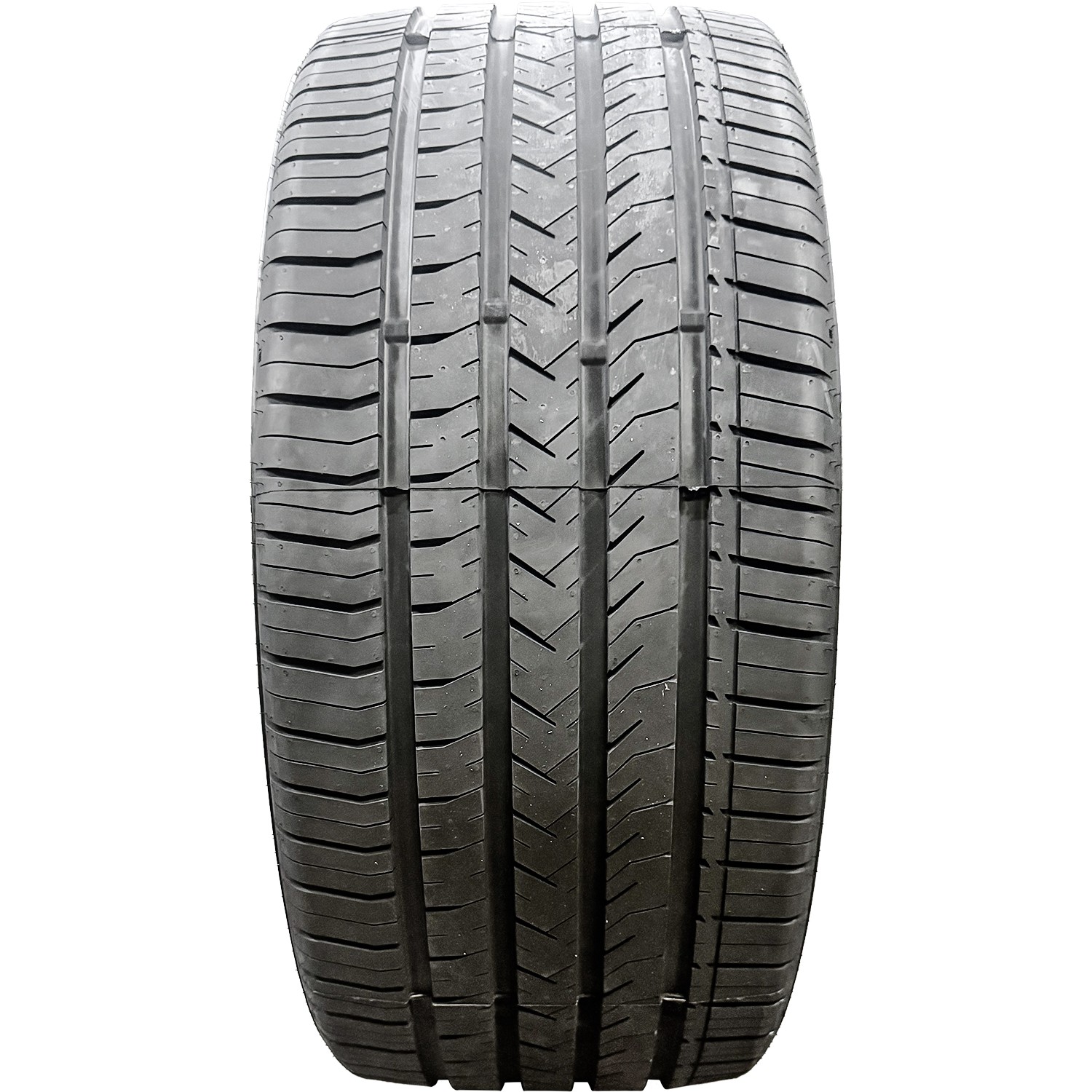Roadone Cavalry UHP III 305/35R24 112V XL All Season Tire