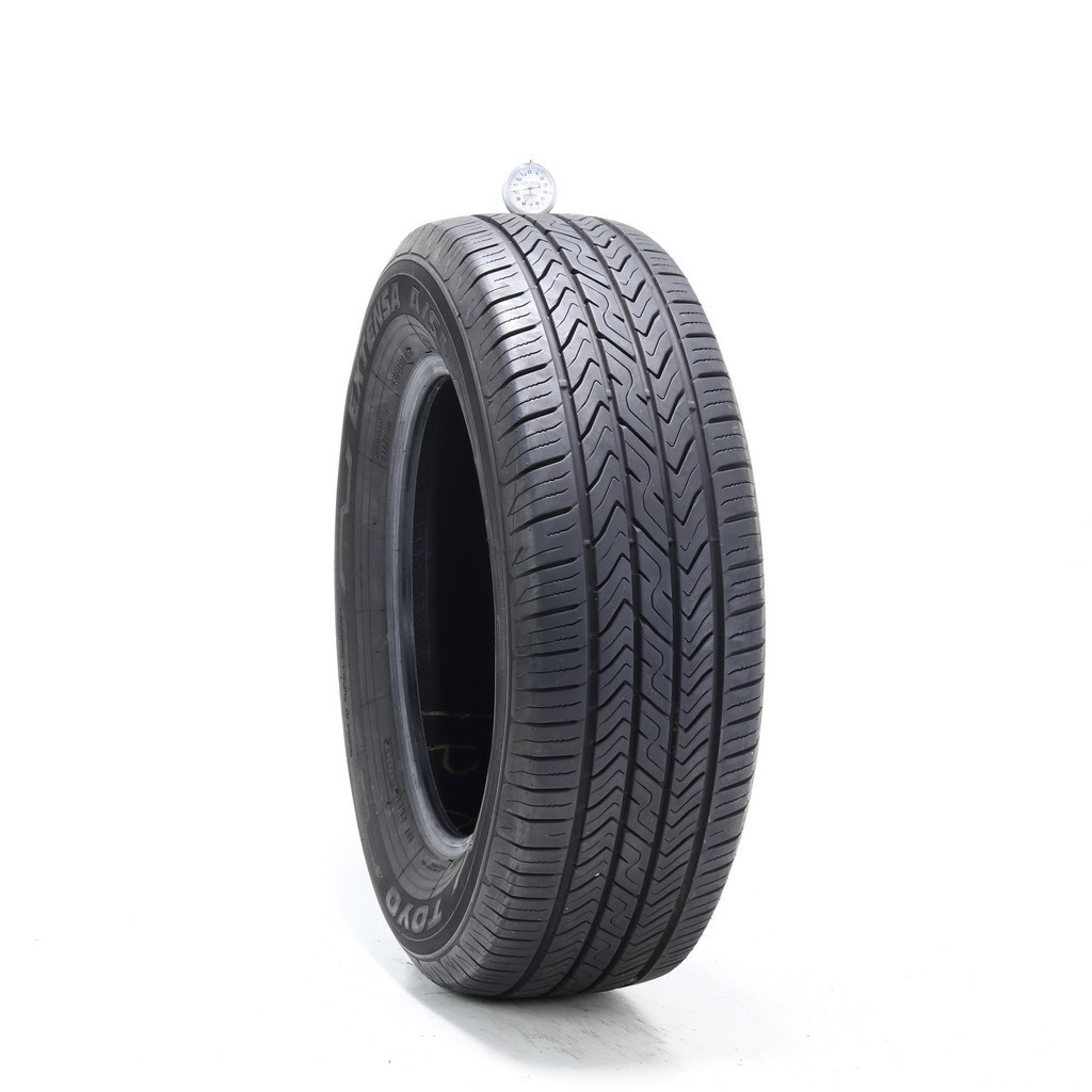 Set of (4) Used 235/65R17 Toyo Extensa A/S II 104H – 9-10/32