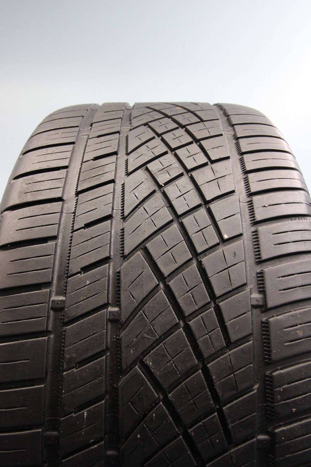 1 Used Continental ExtremeContact DWS 06 Plus 315/35ZR22 315/35/22 3153522 111Y