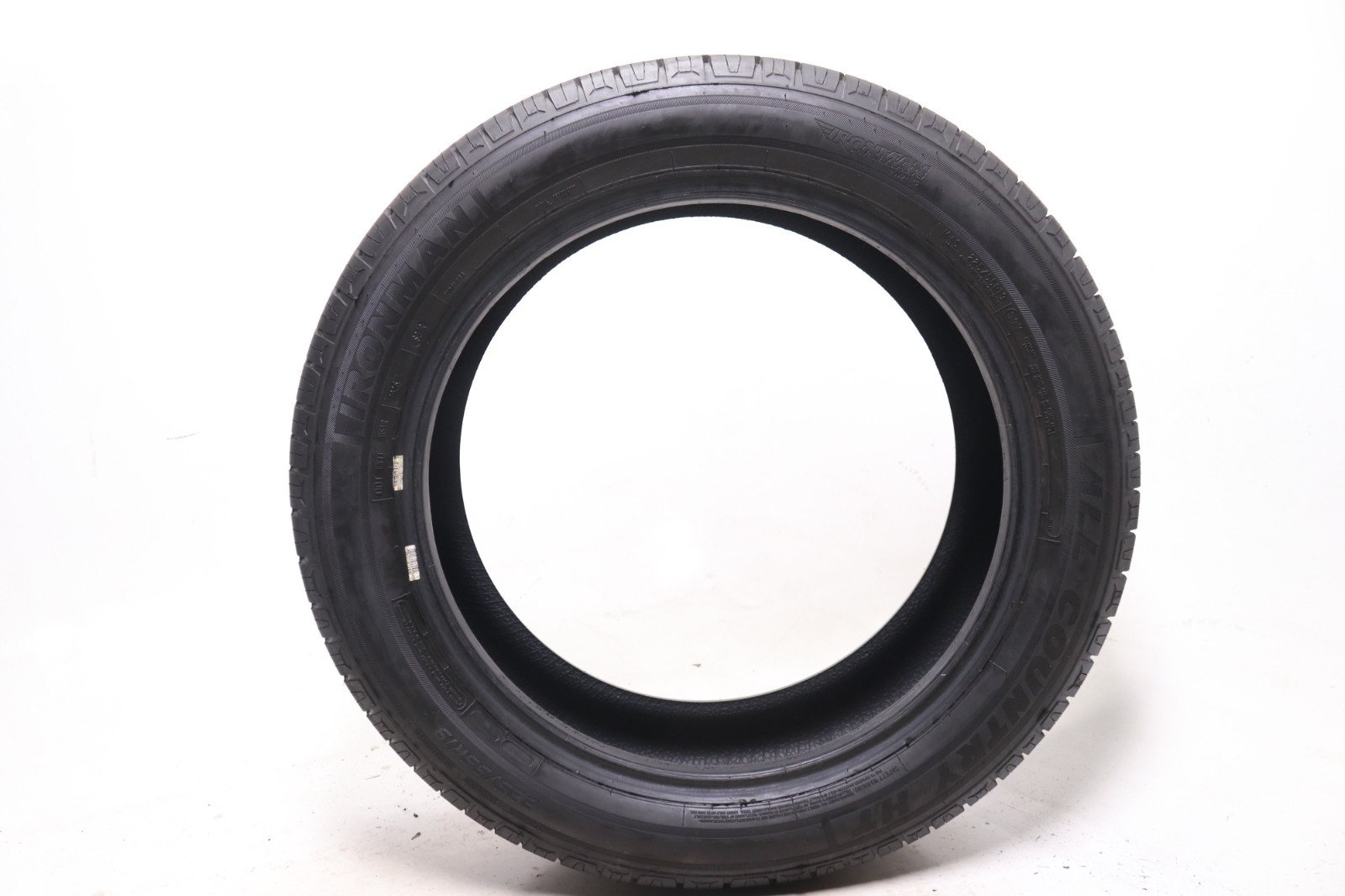 Set of 2 Used 225/55R19 IronMan All Country HT – 99V – 9.5/32 No Repairs