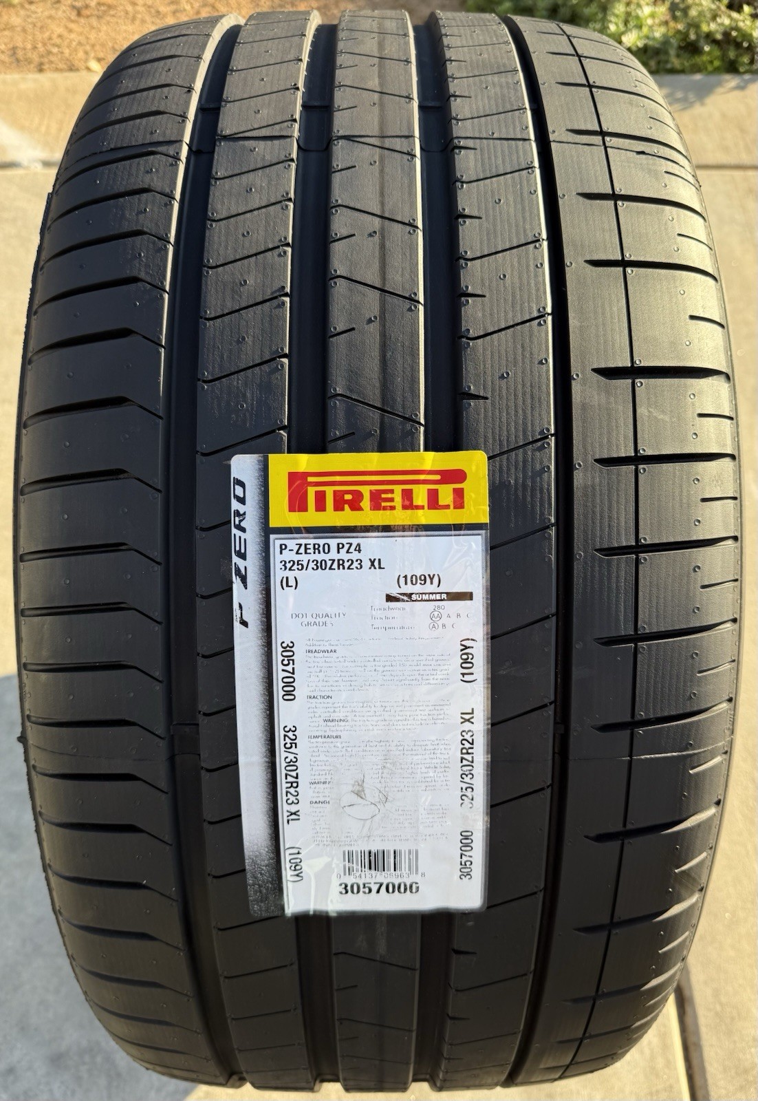 Set of TWO BRAND NEW 325/30ZR23 (109Y) Pirelli P Zero PZ4 Sport L Tires 3253023