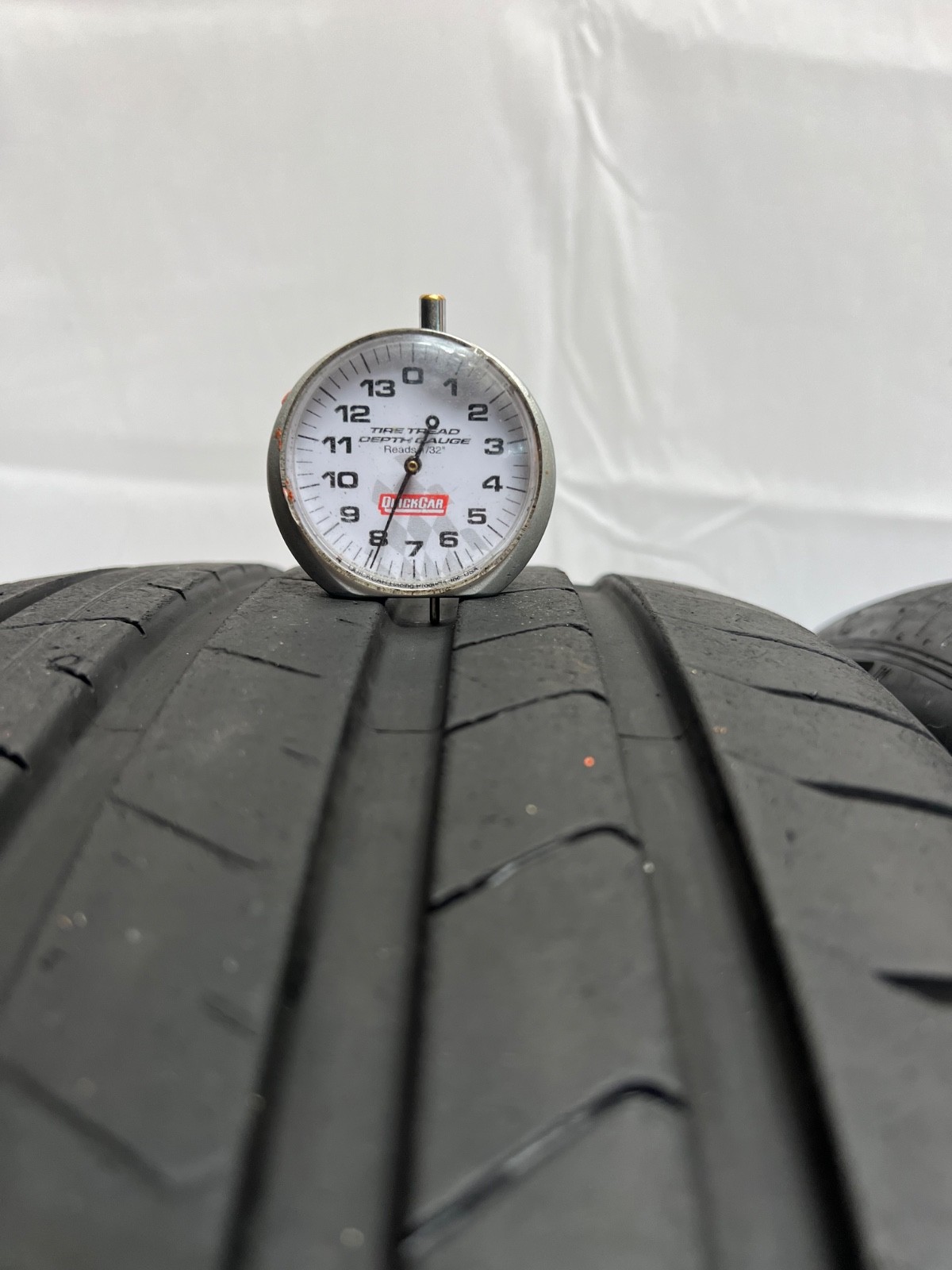 2 – NICE 245/35ZR20 (91Y) Pirelli P Zero PZ4 (NA1) Porsche OEM – 10112