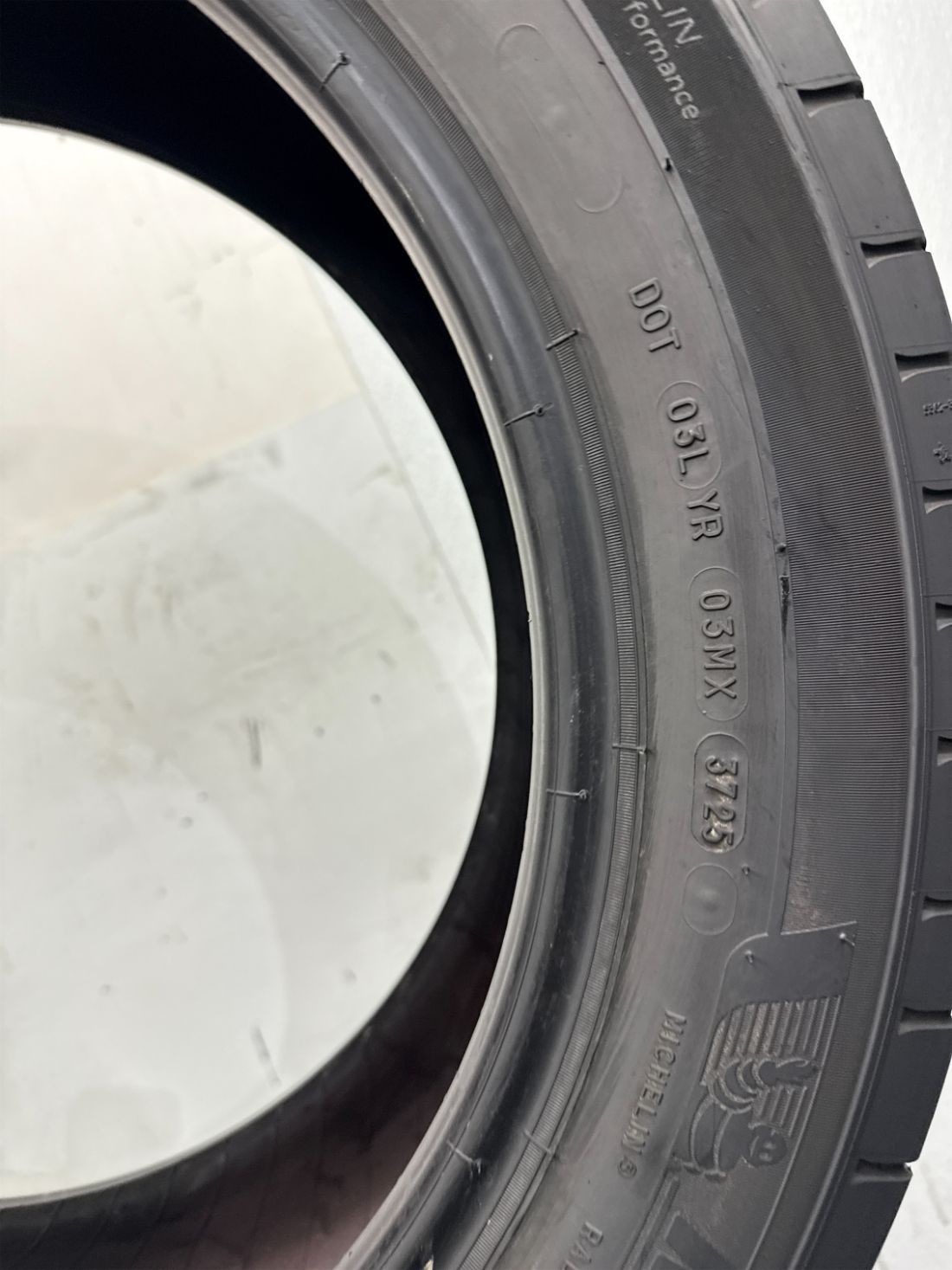 1 Used P225/55R18 Michelin Primacy All Season 98 H – 9/32