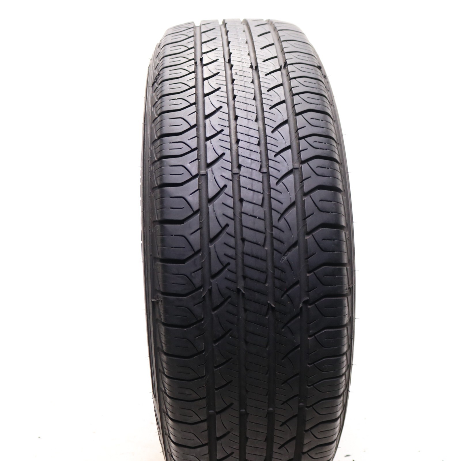Used 225/65R17 Goodyear Assurance Outlast – 102H – 9.5/32