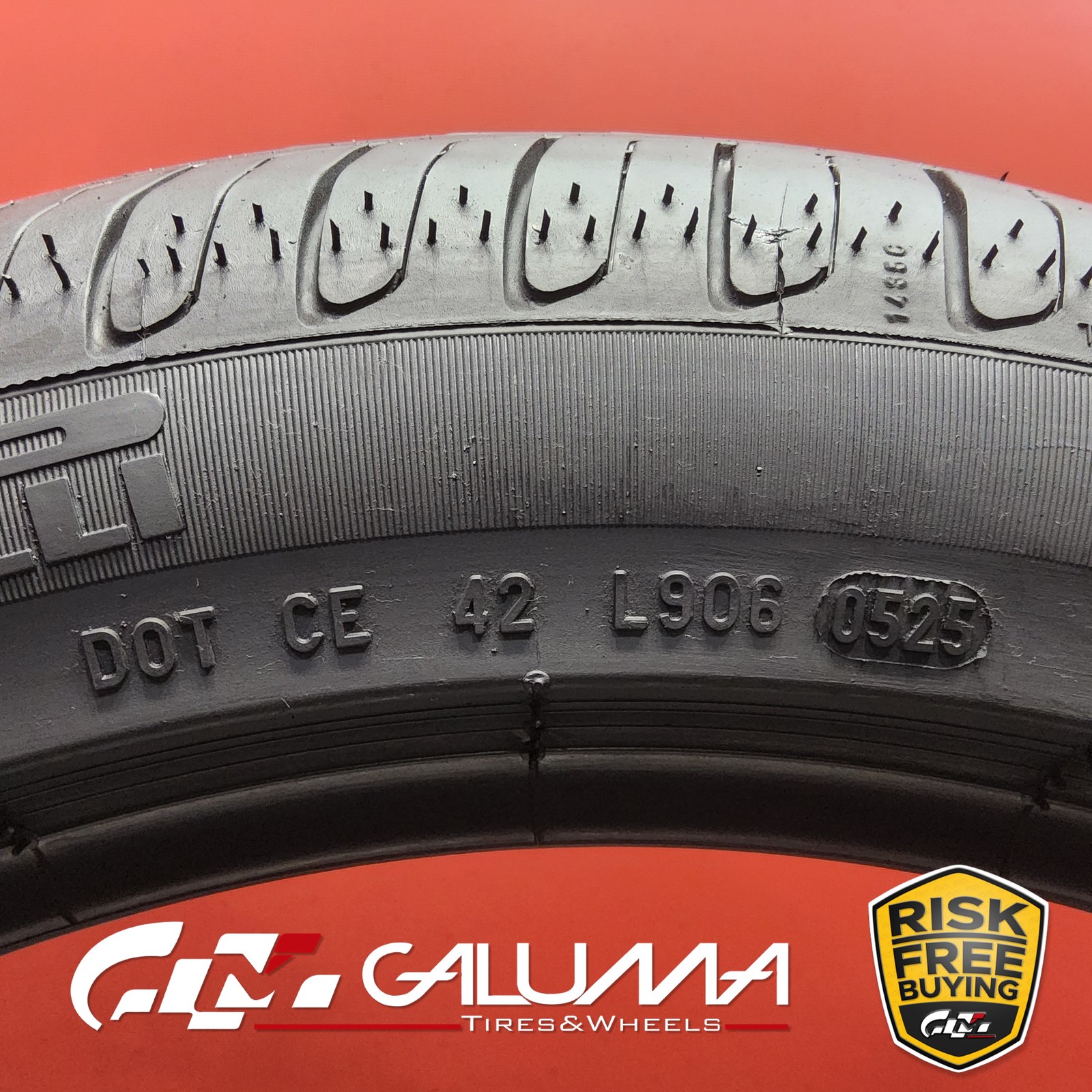 1 Tire Pirelli Cinturato P7 RunFlat 255/40R18 2554018 95Y No Repair #95948