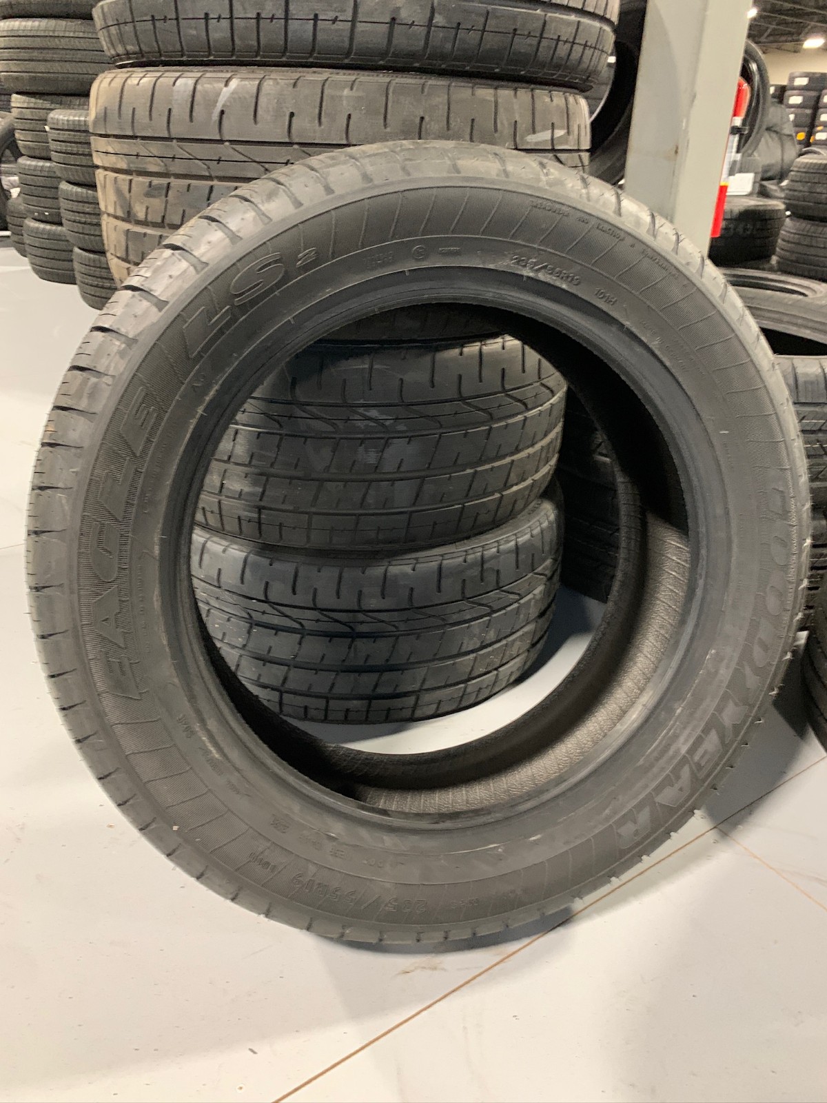 1 New 235 55 19 Goodyear Eagle LS-2 Standard Load All Season Tire