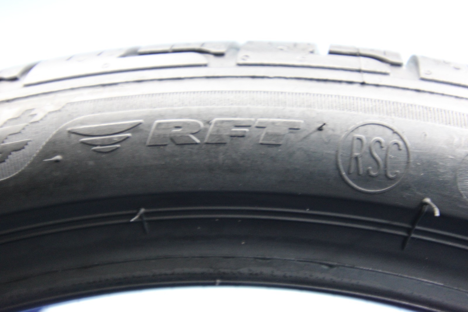 1 Used Bridgestone Turanza LS100 ★ RFT RSC 225/40R19 225/40/19 2254019 93H