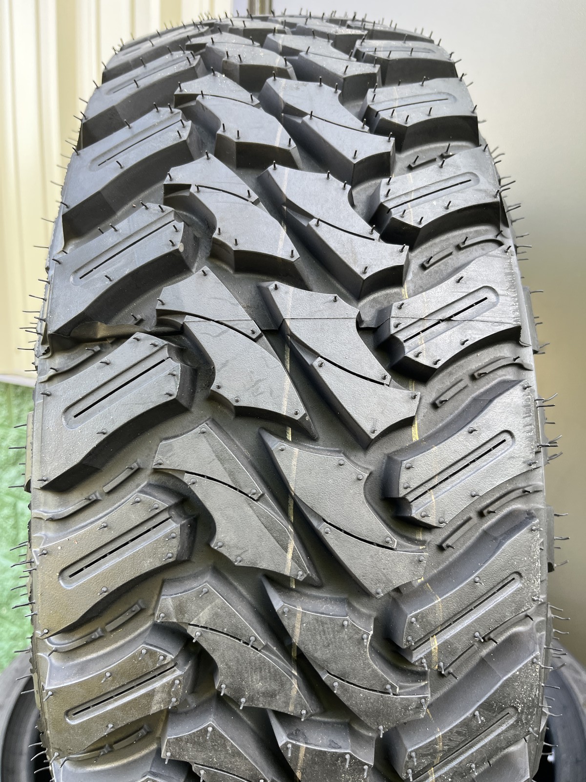 1 New Atturo Trail Blade M/T LT 265/70R17 121/118Q DOT.5023 21/32 New