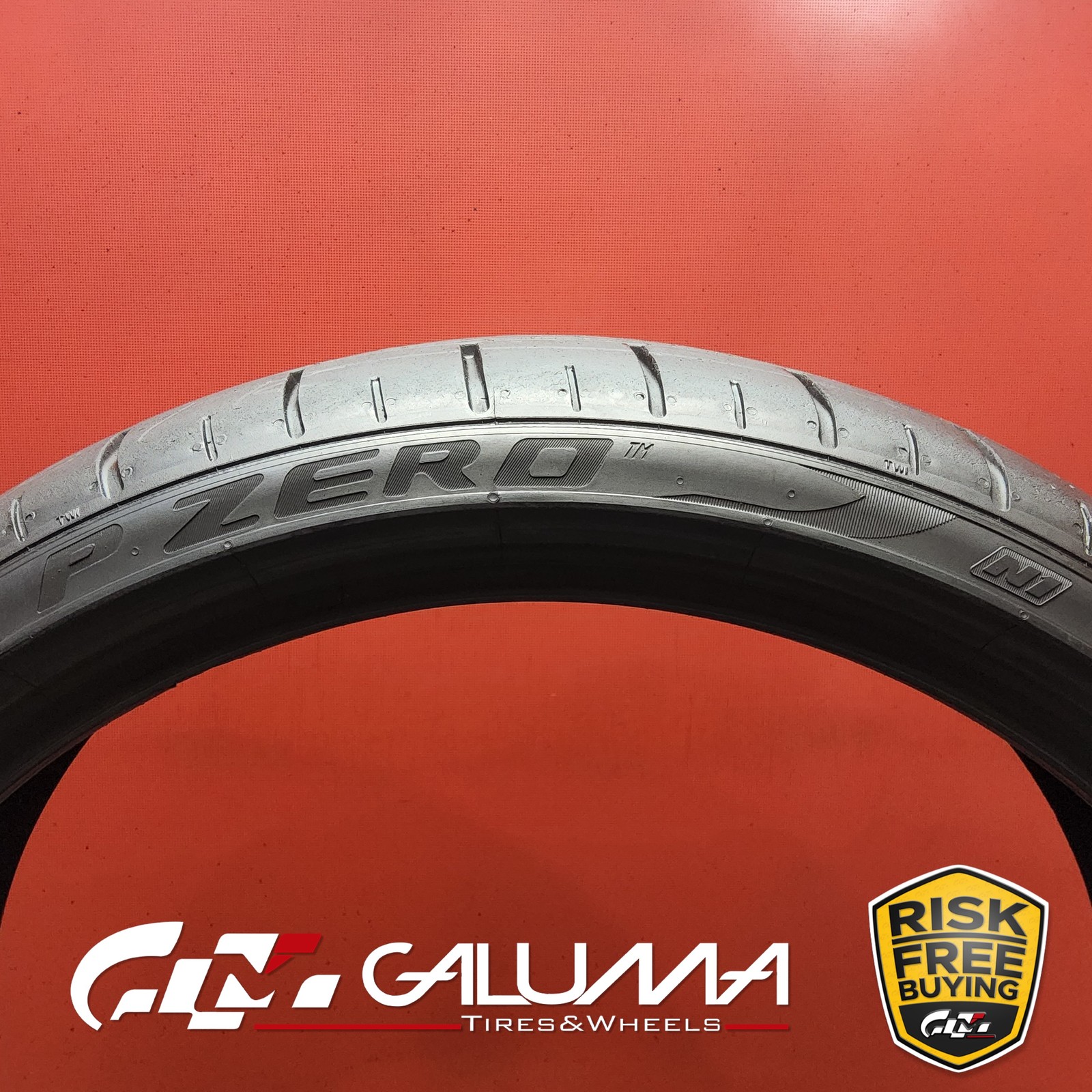 1 Tire LikeNEW Pirelli P-Zero (PZ4) (N1) 235/35ZR20 235/35/20 2353520 88Y #95580
