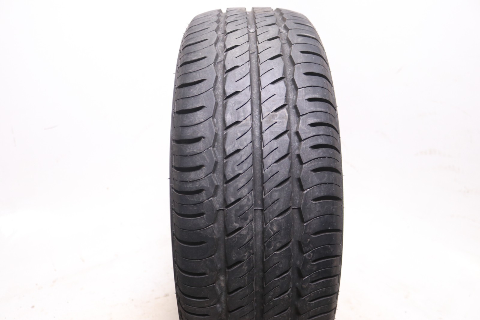 Set of 2 Used 235/65R16C Laufenn X FIT VAN LV01 – 121/119R – 9-9.5/32 No Repairs