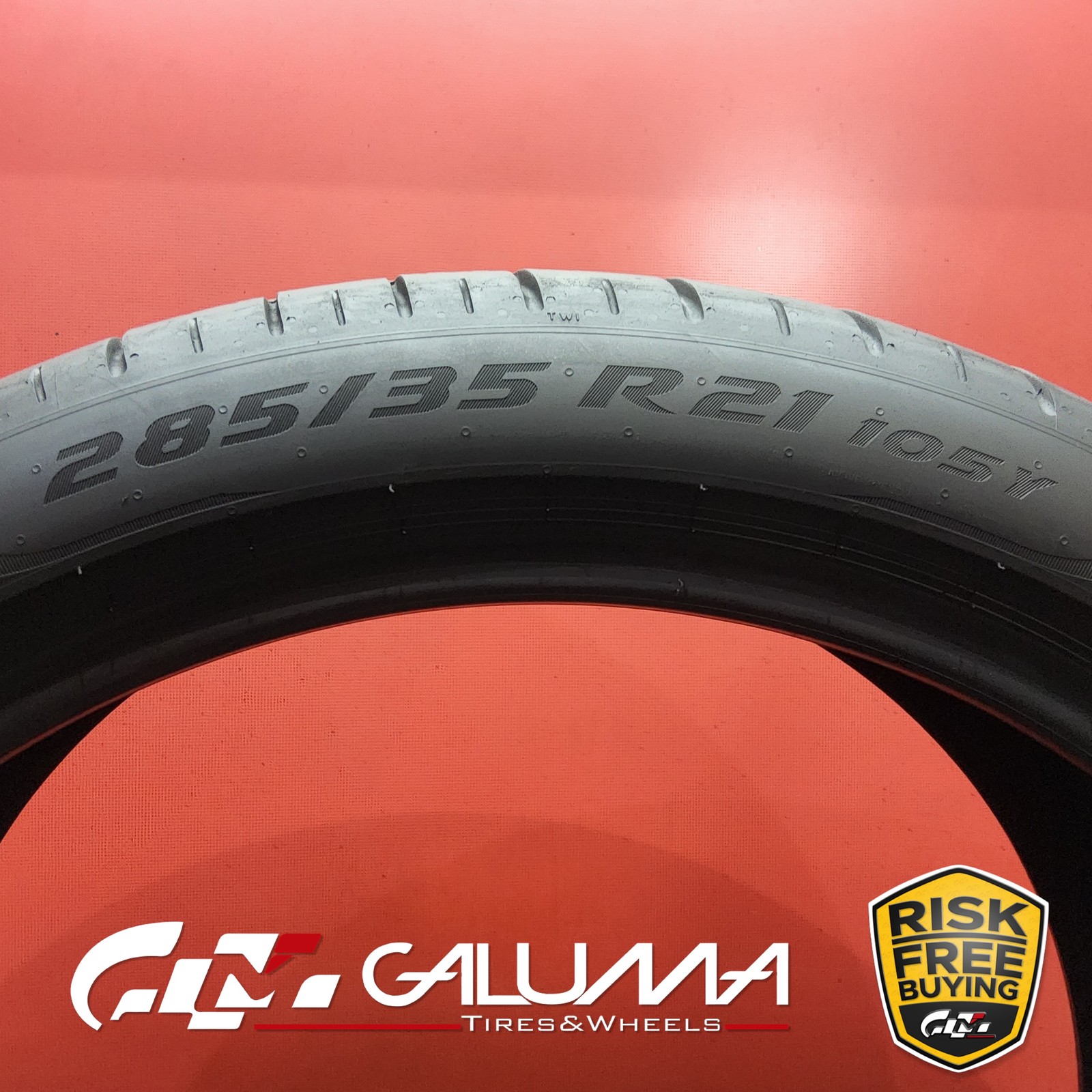 Set of 2 Tires Pirelli P-Zero (PZ4) ★ XL 285/35R21 285/35/21 2853521 105Y #96026