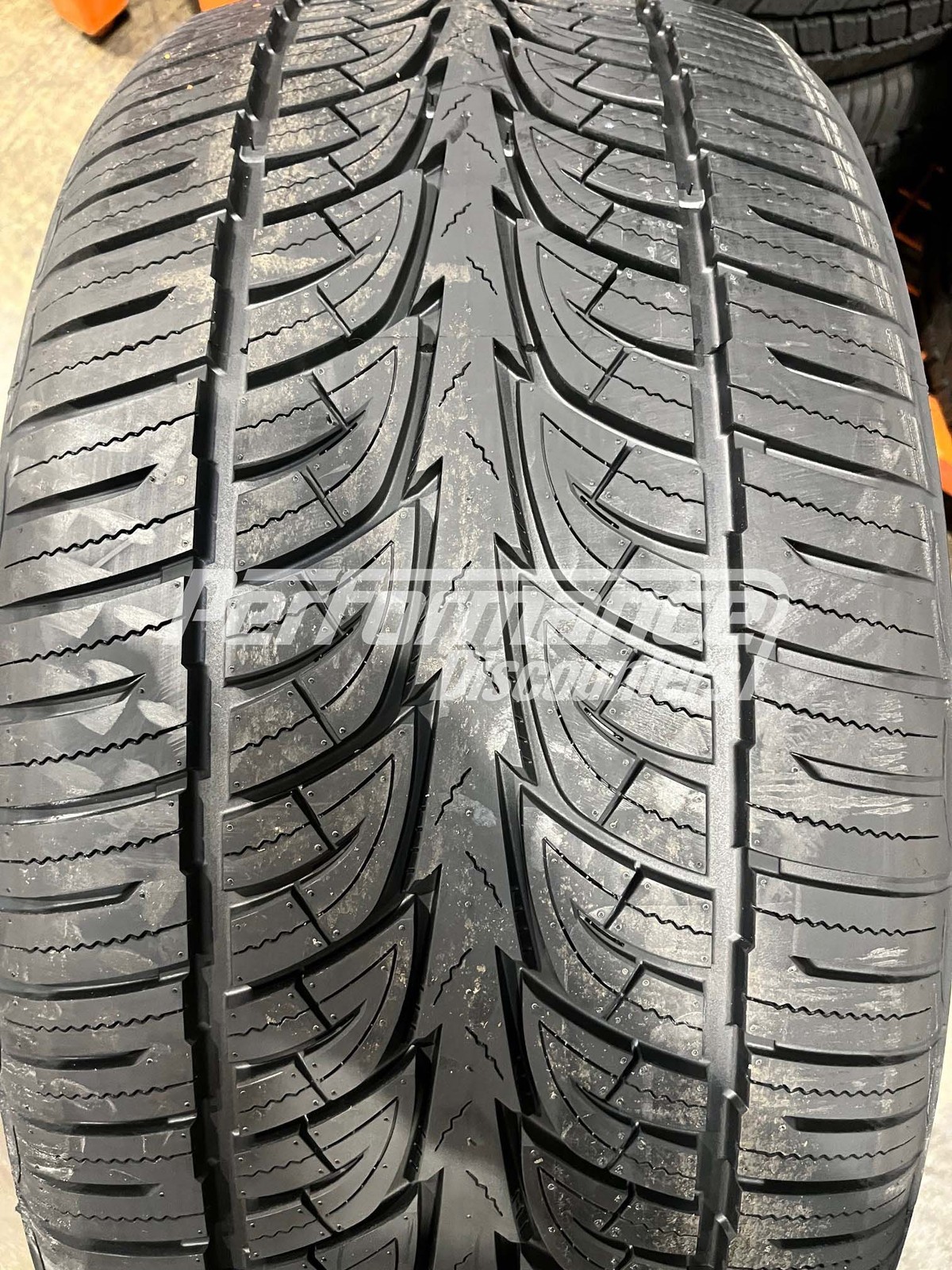 1 New American Roadstar HP A/S Tire 305/35R24 112V SL BSW 305 35 24 3053524
