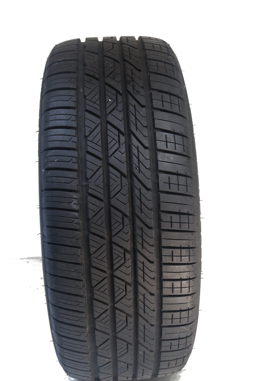 Set Of 2 P245/45R19 Road Hugger GTZ 102 W Used 8/32nds