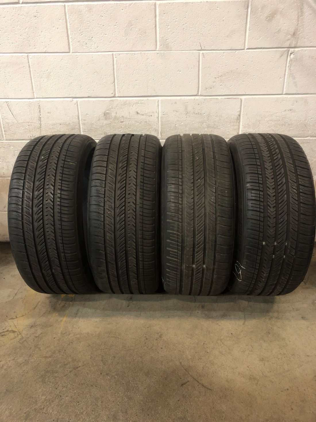 4x P255/35R21 Michelin Pilot Sport A/S 4 TO 9/32 98 W Used Tires 2553521