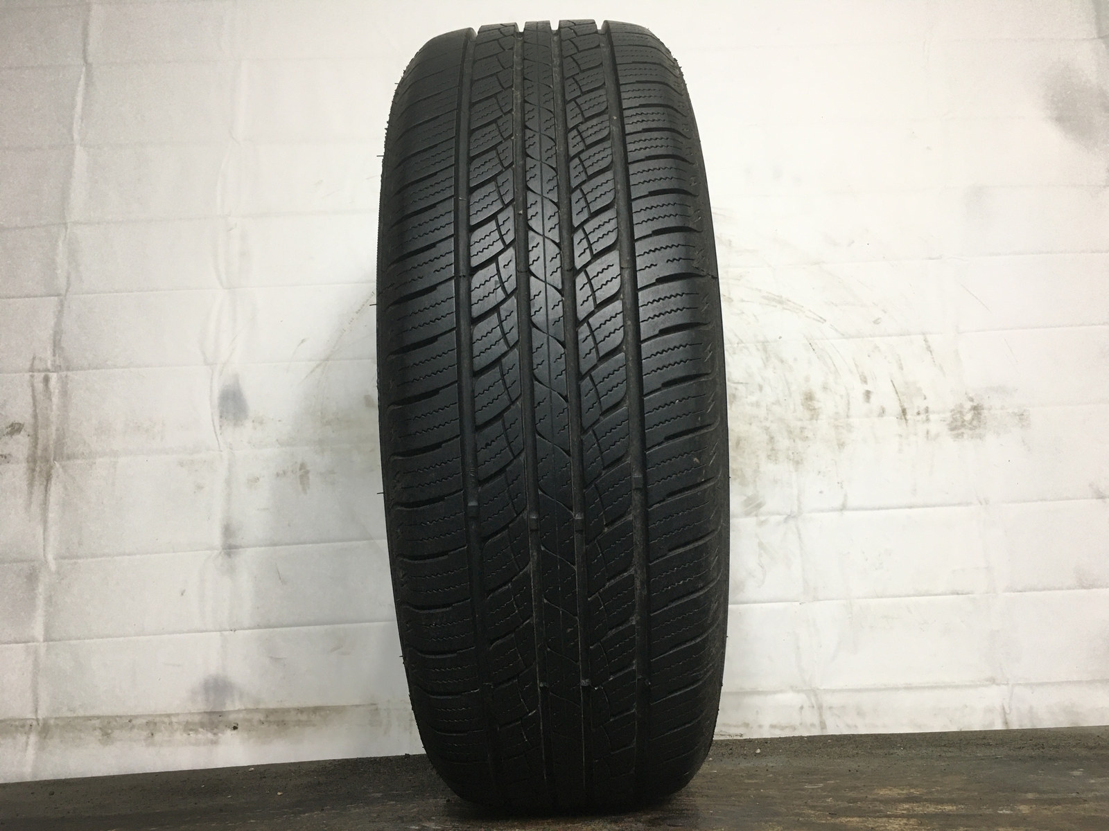 [1] Westlake SU318 H/T P225/55R19 225 55 19 Tire 9.5-9.75/32