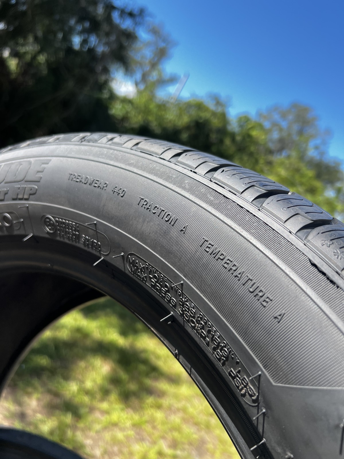 1 New Michelin Latitude Tour HP NO 235/55R19 101V DOT.4624 10/32 New