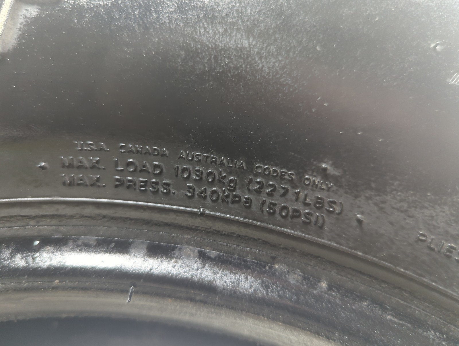 Used Tire 235/75R15 PATHFINDER HT 109T – Tread Depth 11/32