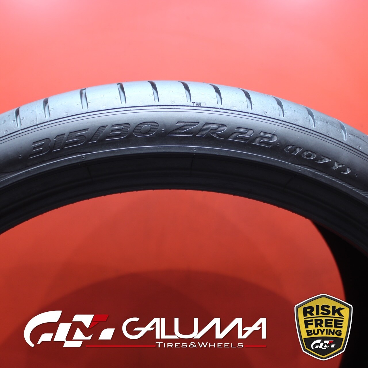 1(One) Tire Take Off Pirelli P Zero PZ4 315/30ZR22 315/30/22 107Y No Patch 80079