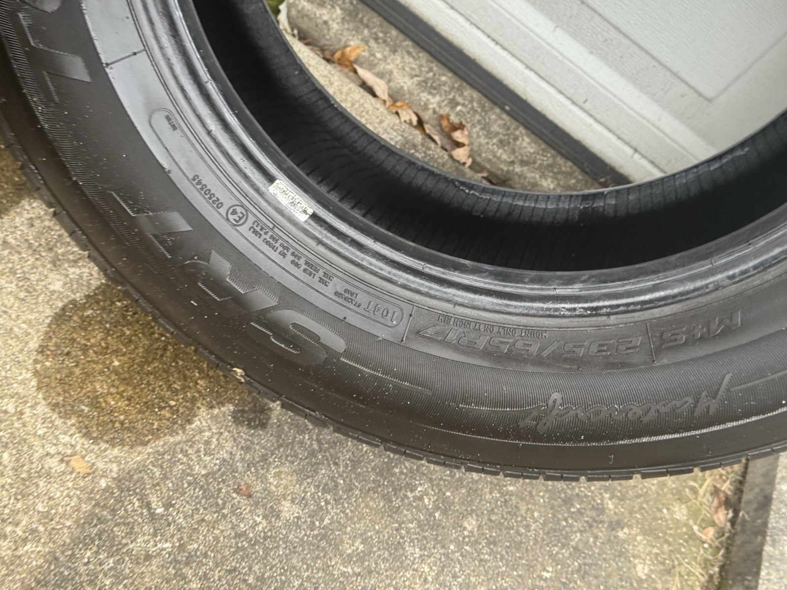 Bridgestone Ecopia All-Season 235/65/R17 Tires Only 17k Miles Great Condition!!