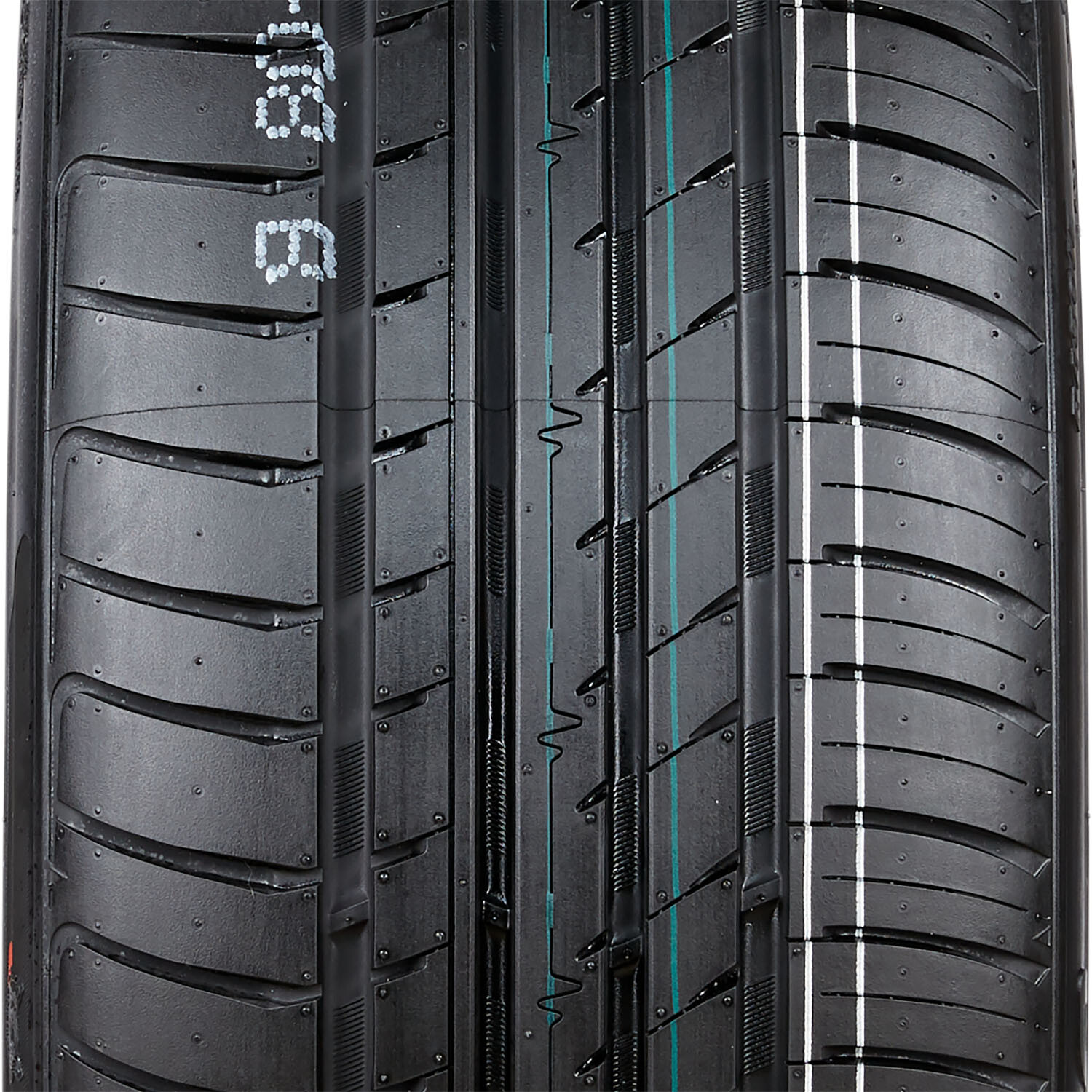 4 New Cosmo Muchomacho – P245/40zr18 Tires 2454018 245 40 18