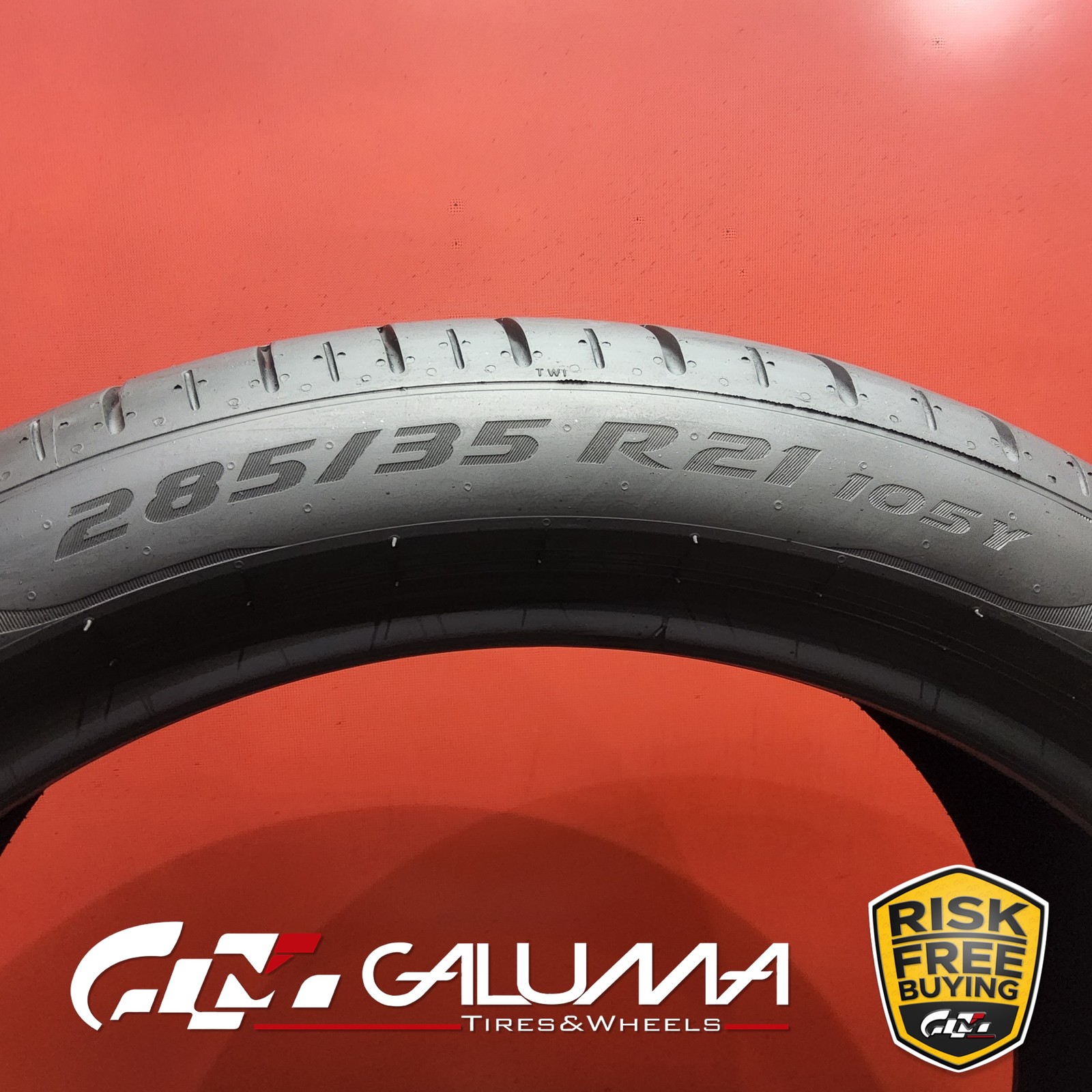 Set of 2 Tires Pirelli P-Zero (PZ4) ★ XL 285/35R21 285/35/21 2853521 105Y #95833