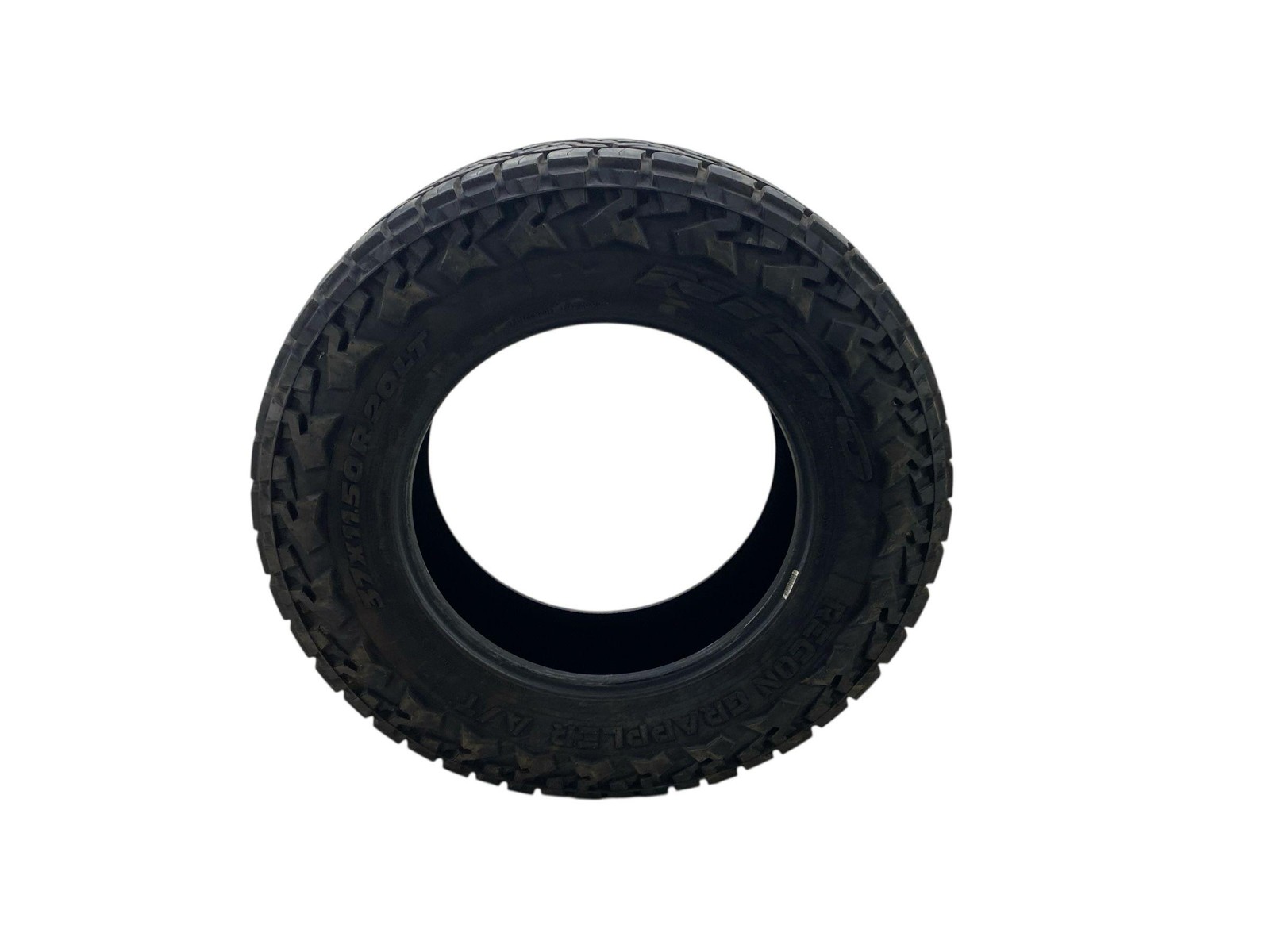 (A) NITTO RECON GRAPPLER 37×11.50R20 TIRE 11/32NDS TREAD DEPTH DATE CODE 2724