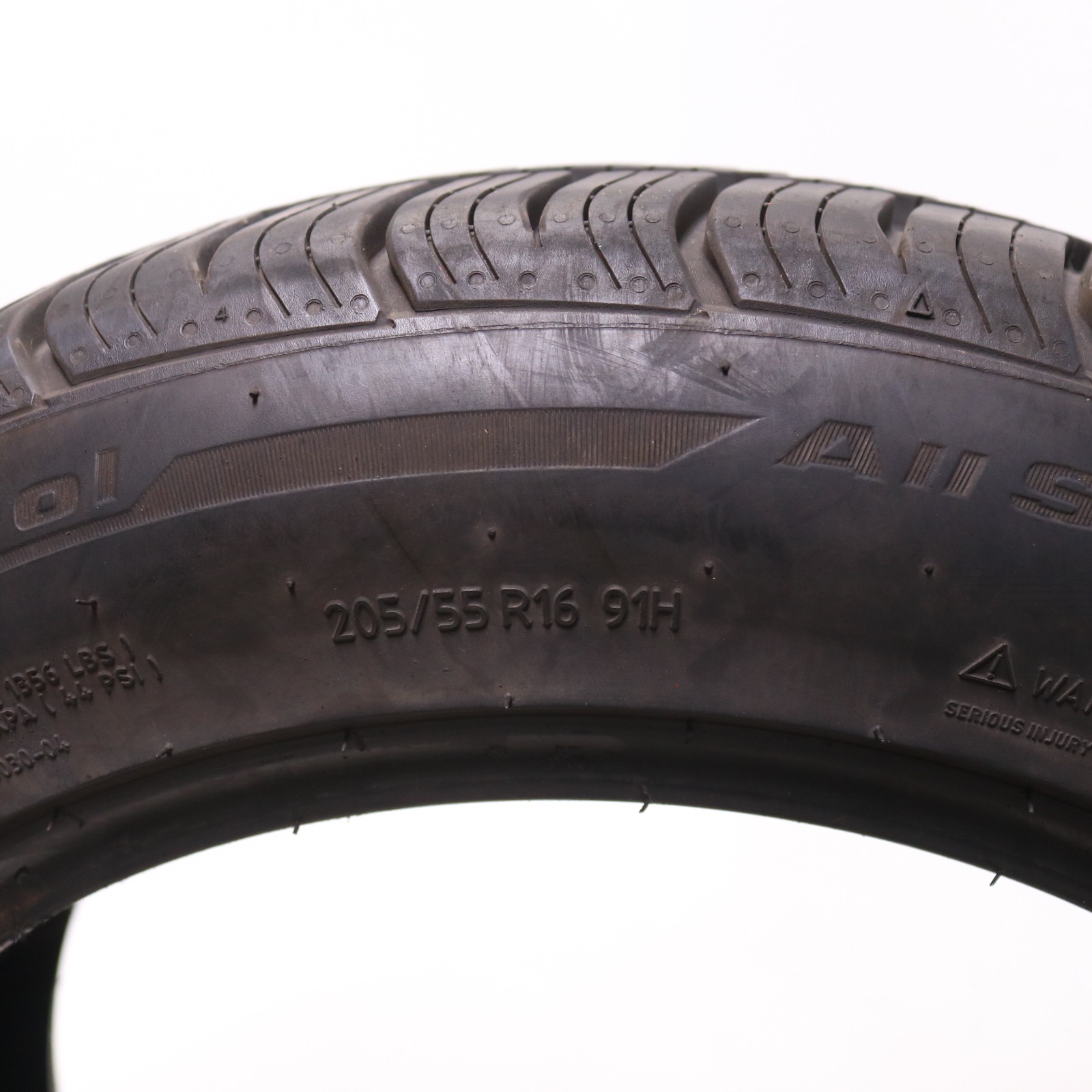 Set of 2 Used 205/55R16 BFGoodrich Advantage Control – 91H – 9.5-10.5/32